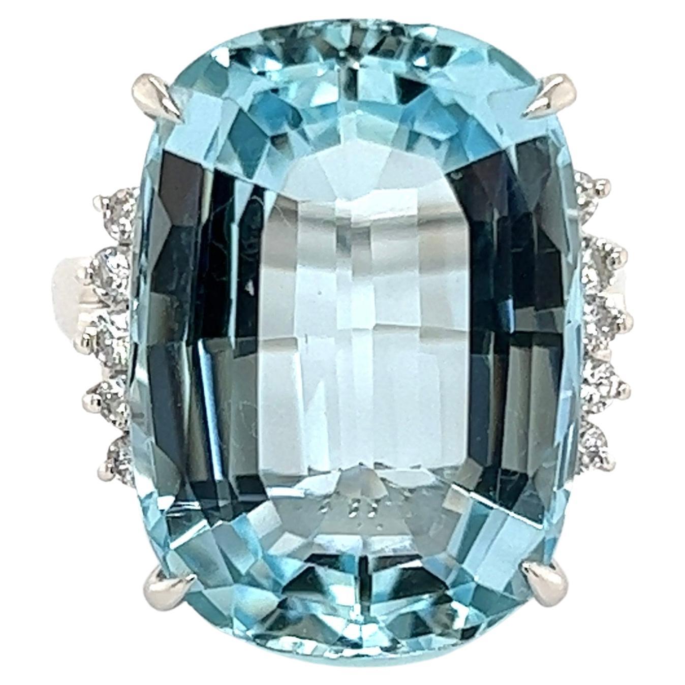 15.16 Carat Aquamarine and Diamond Platinum Cocktail Ring Estate Fine Jewelry For Sale