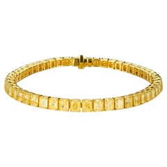15.16CT Radiant shaped Natural Fancy Light Yellow Diamonds Bracelet de tennis 18K