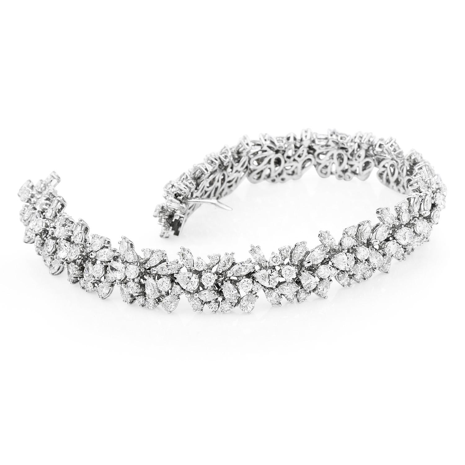 Romantic 15.16cts Diamond 18K Gold Elegant Cluster Floral Links Bracelet