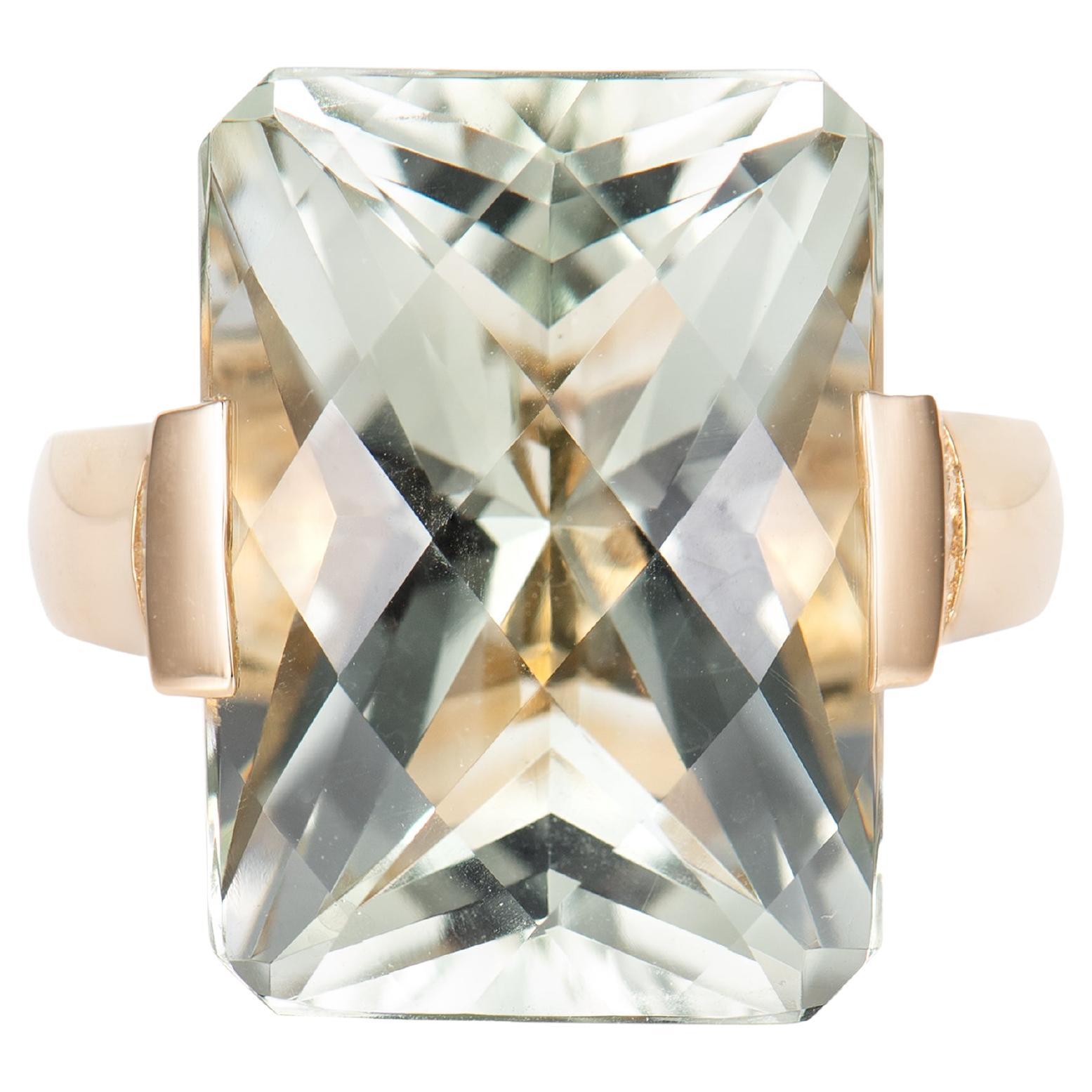 15.17 Carat Mint Quartz Fancy Ring in 18K Yellow Gold with White Diamond