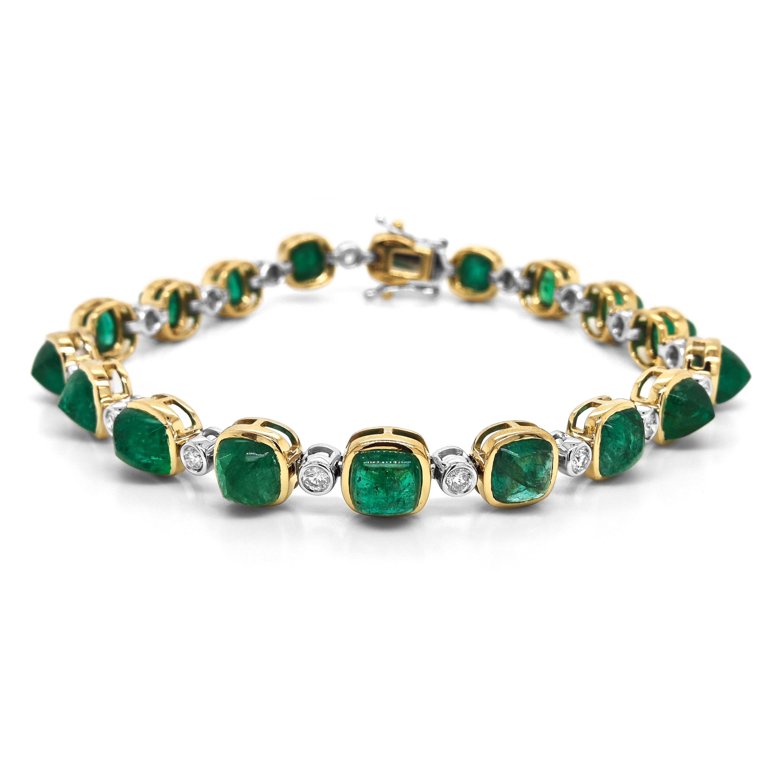 Sugarloaf Cabochon 15.18 Carat Emerald White Diamond White and Yellow Gold Bracelet For Sale