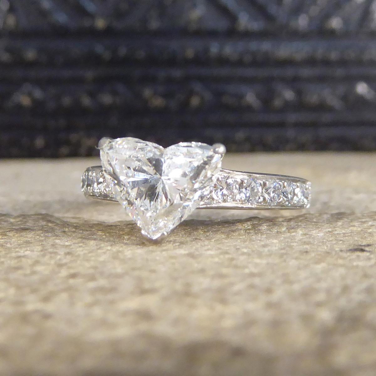 1.51ct Heart Cut Diamond Engagement Ring with Diamond Shoulders 18ct White Gold In Good Condition In Yorkshire, West Yorkshire