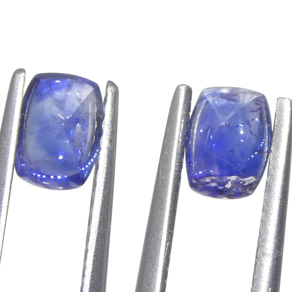 Taglio cuscino 1,51ct Coppia (2) Zaffiri Blu Cabochon Sugarloaf a cuscino dalla Birmania in vendita