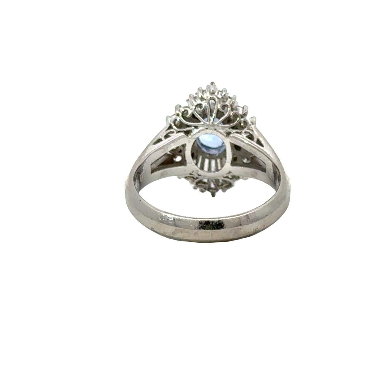 Anillo en racimo vintage de platino con zafiro azul y diamantes de Sri Lanka de 1,51 qt GIA en venta 6