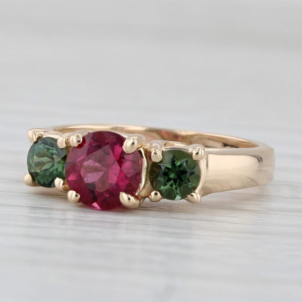 1.51ctw 3-Stone Rubellite Green Tourmaline Ring 14k Yellow Gold Size 5.25 For Sale 1