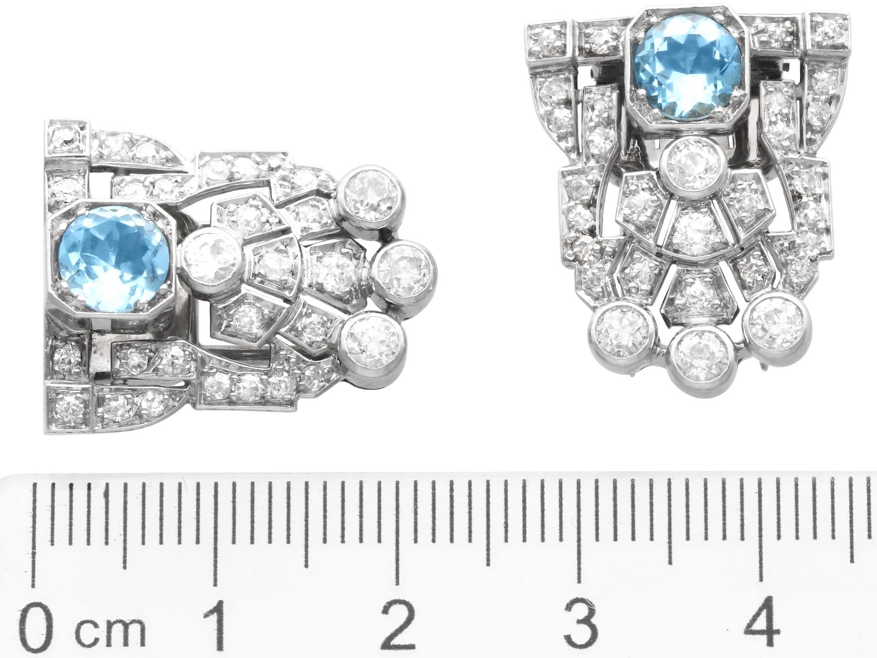 1.52 Carat Aquamarine and 2.92 Carat Diamond, 18k White Gold Double Clip Brooch For Sale 4
