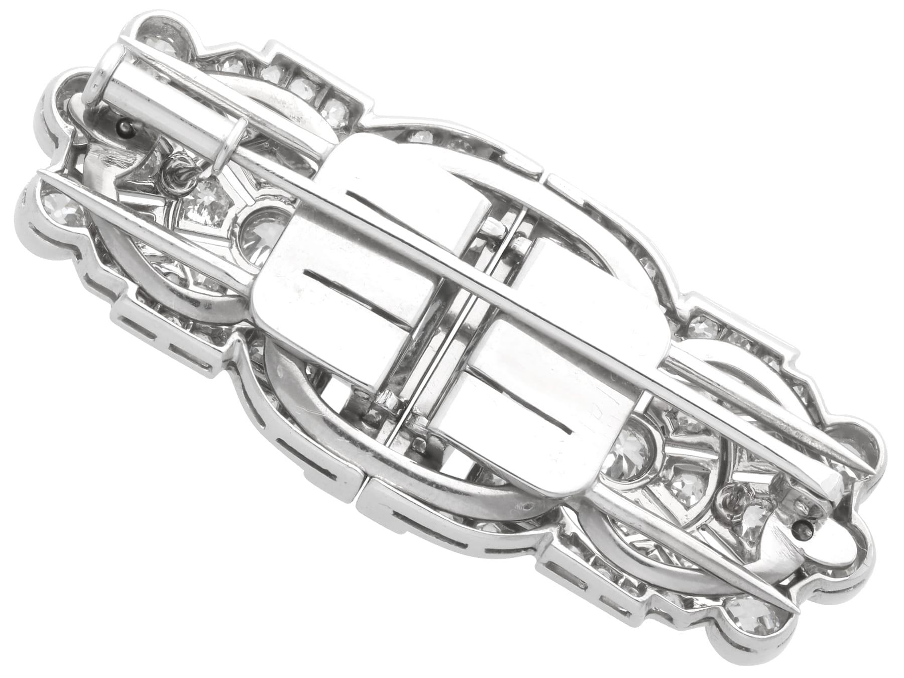 1.52 Carat Aquamarine and 2.92 Carat Diamond, 18k White Gold Double Clip Brooch For Sale 1
