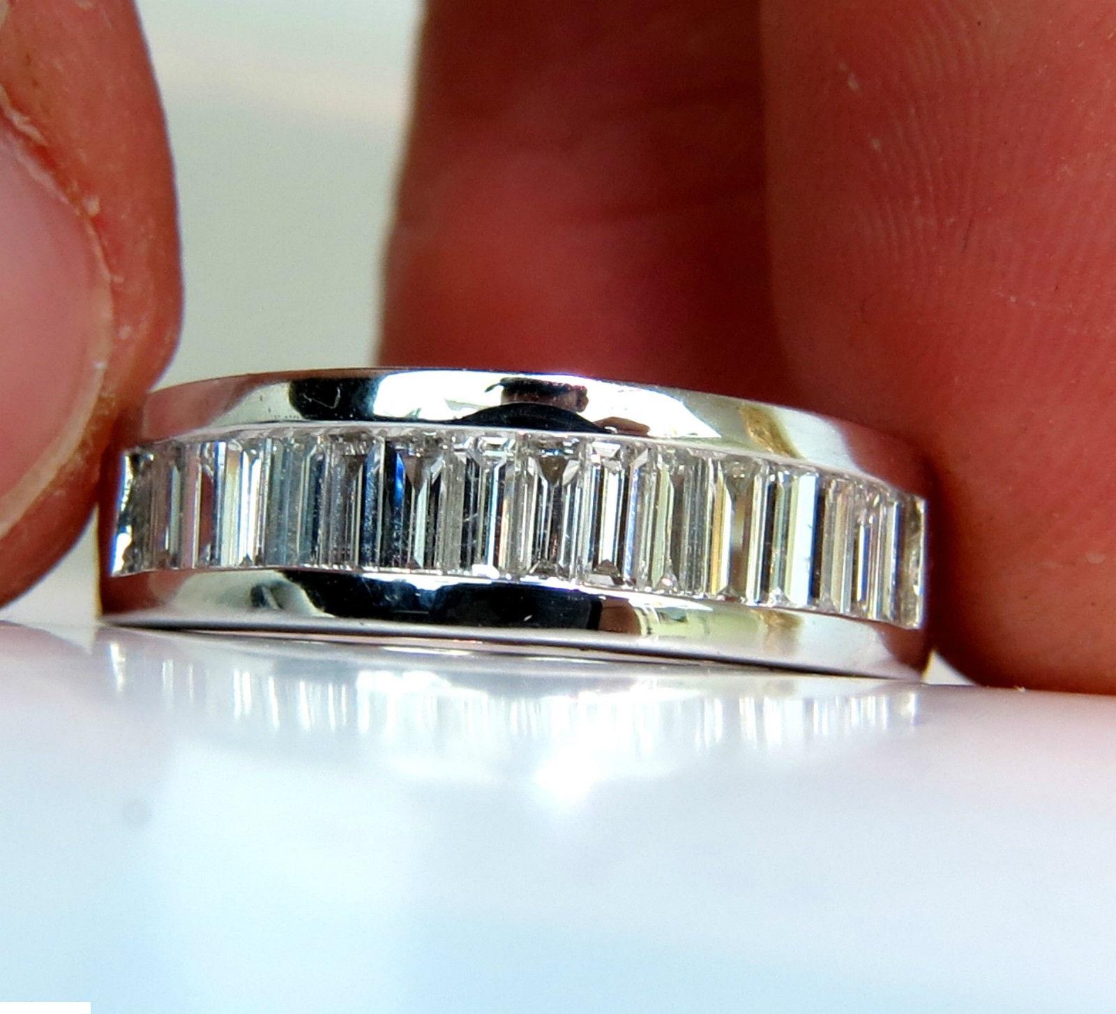 Bracelet en diamants baguettes classiques de 1,52 carat G/VS 14 carats A++ Unisexe en vente