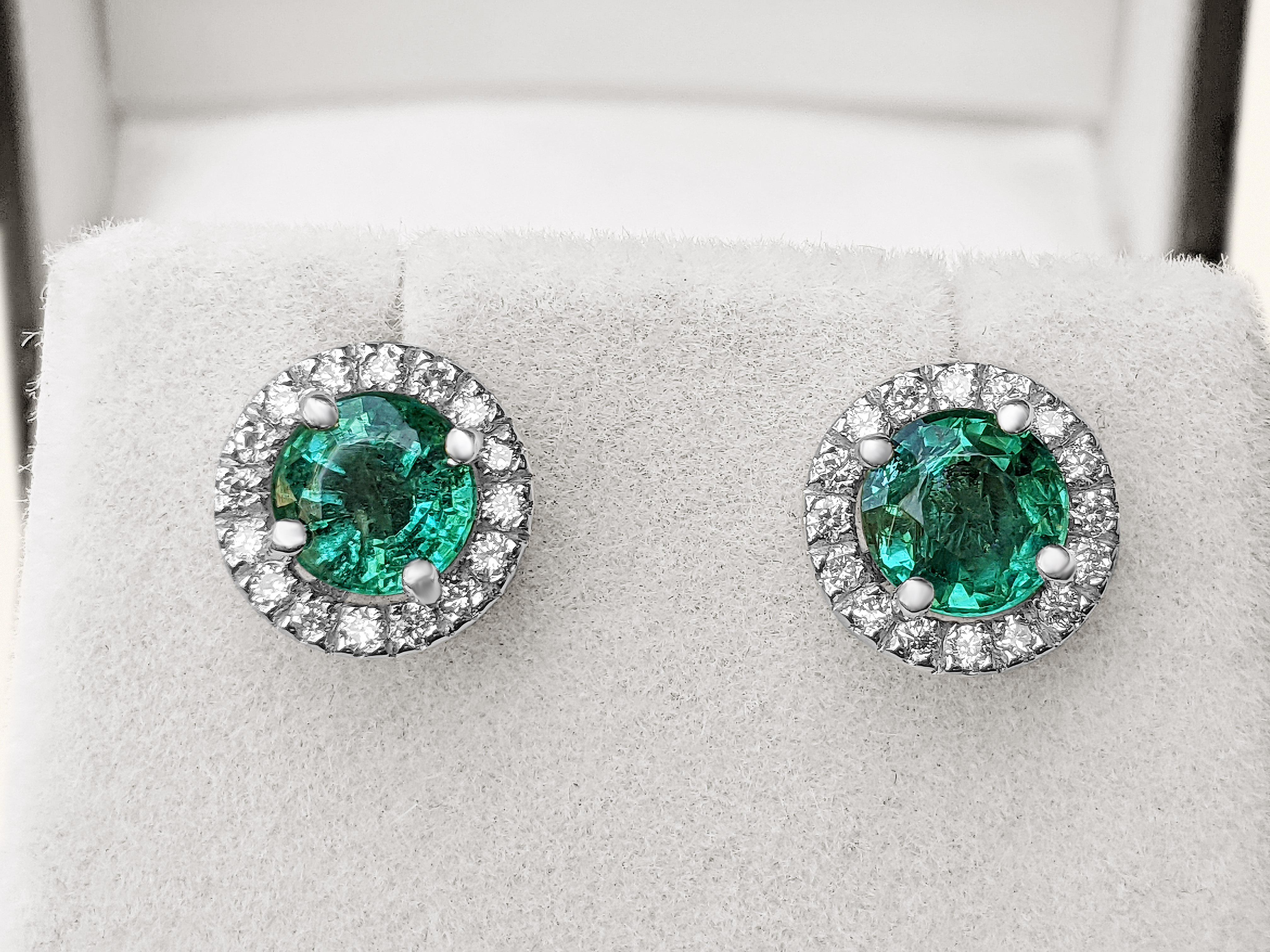 Round Cut 1.52 Carat Emerald and Diamonds Earrings