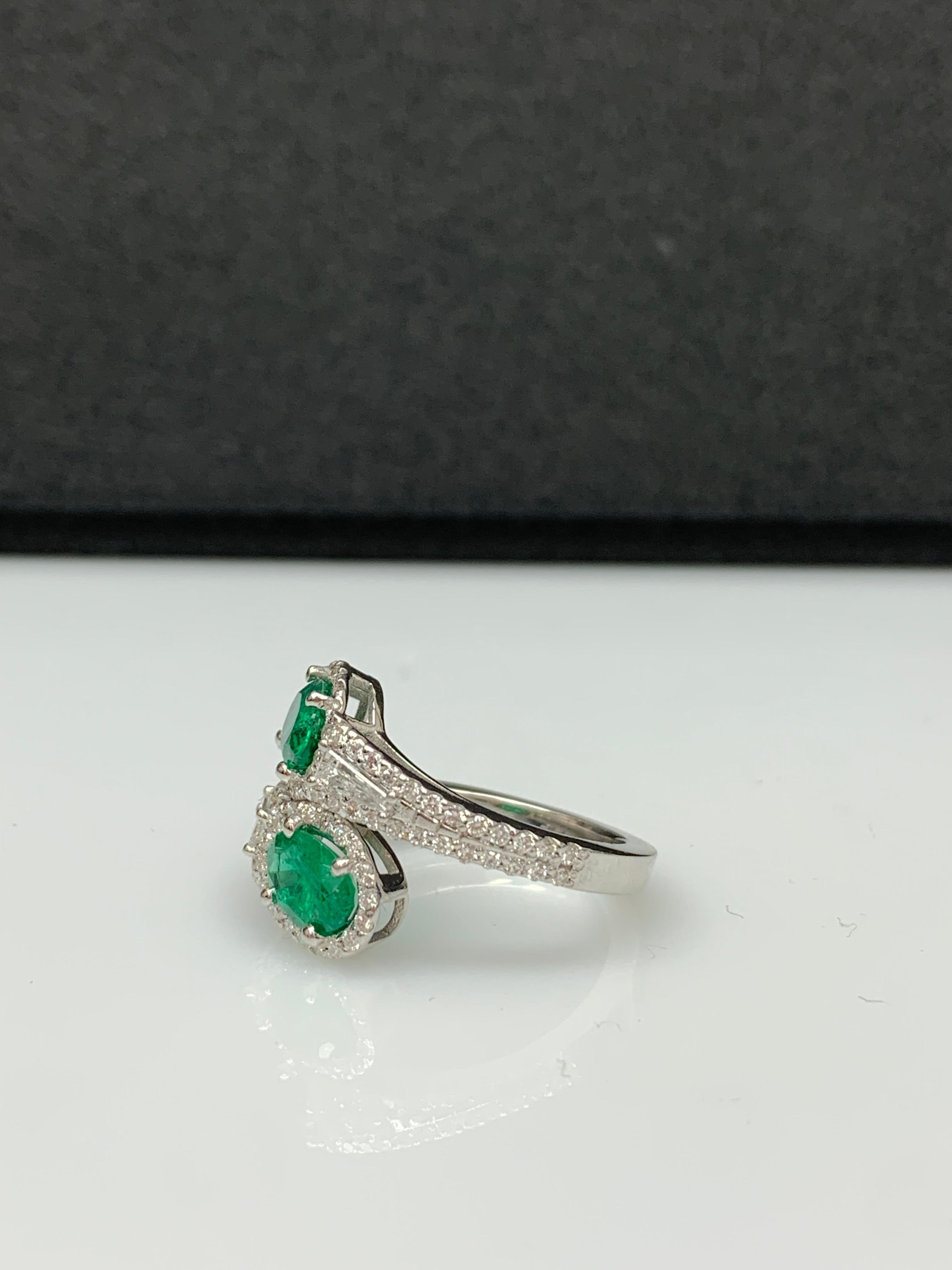 1.52 Carat Oval Cut Emerald Diamond Toi et Moi Engagement Ring 14K White Gold For Sale 1