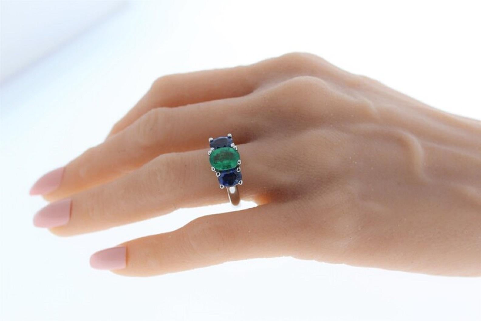 1.52 Carat Oval Cut Emerald Fashion Ring In 14K White Gold In New Condition For Sale In Chicago, IL