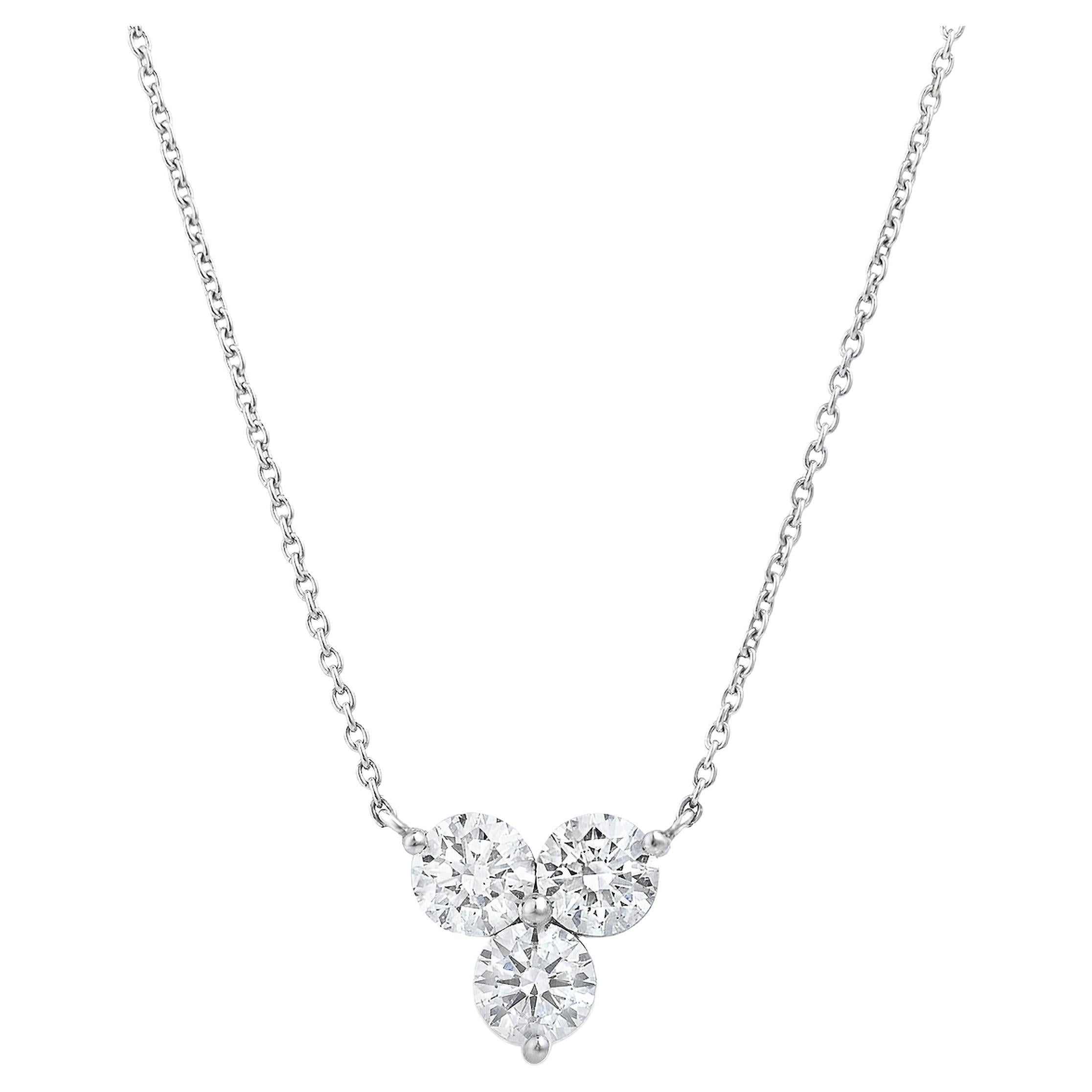 1.52 Carat Round Brilliant Cut Diamond Clover Pendant Necklace in Platinum