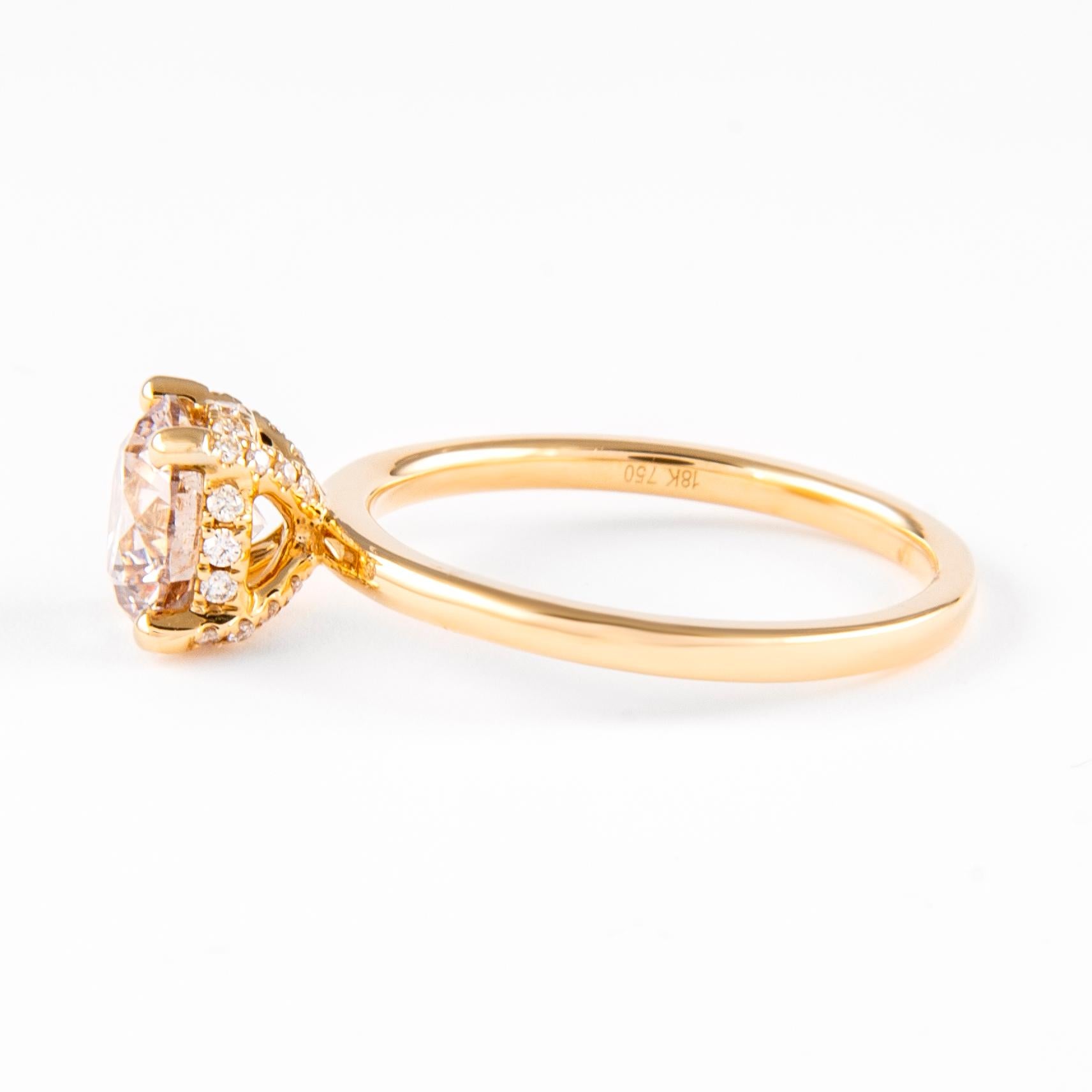 Anillo solitario de diamante brillante redondo de 1,52 quilates y oro amarillo de 18 quilates Corte redondo en venta