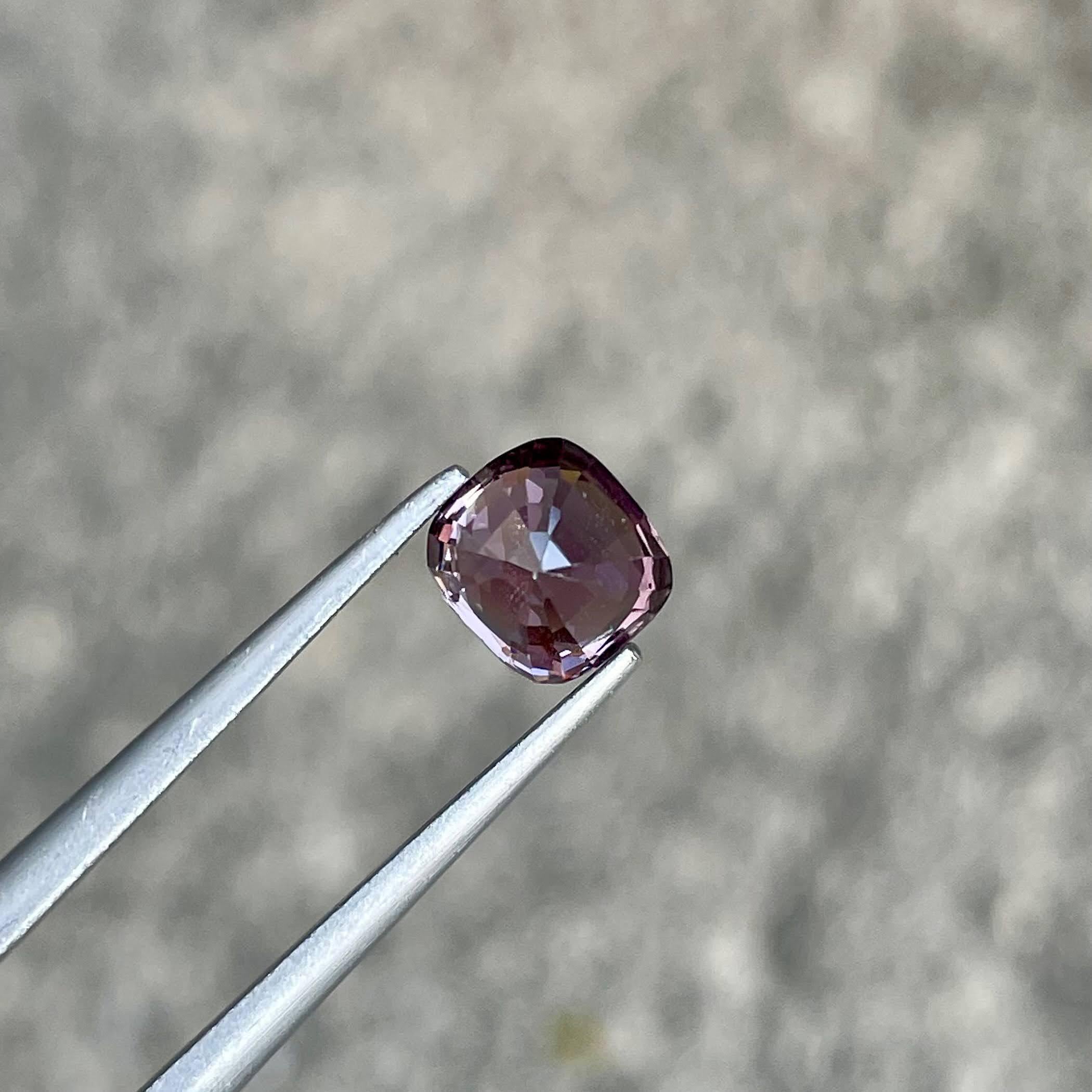 Women's or Men's 1.52 carats Purplish Pink Burmese Spinel Cushion Cut Natural Gemstone For Sale