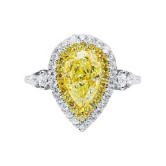 2 Carat Fancy Yellow Diamond Ring 18k White Gold