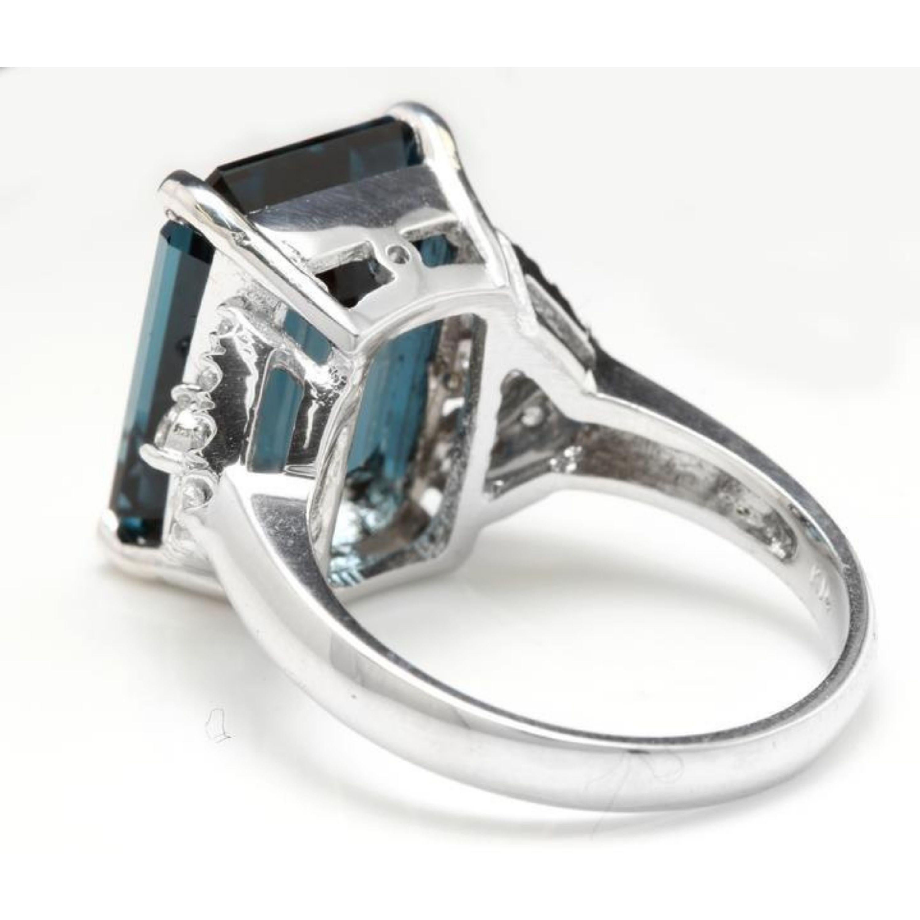 Mixed Cut 15.20 Carat Natural Impressive London Blue Topaz and Diamond 14K White Gold Ring For Sale
