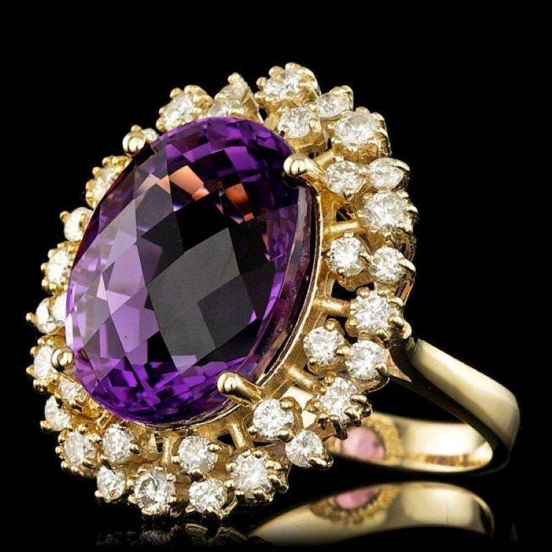 15.20 Carats Natural Amethyst and Diamond 14K Solid Yellow Gold Ring

Total Natural Oval Shaped Amethyst Weights: 13.80 Carats 

Amethyst Measures: Approx. 17.00 x 13.00mm

Natural Round Diamonds Weight: 1.40 Carats (color G-H / Clarity