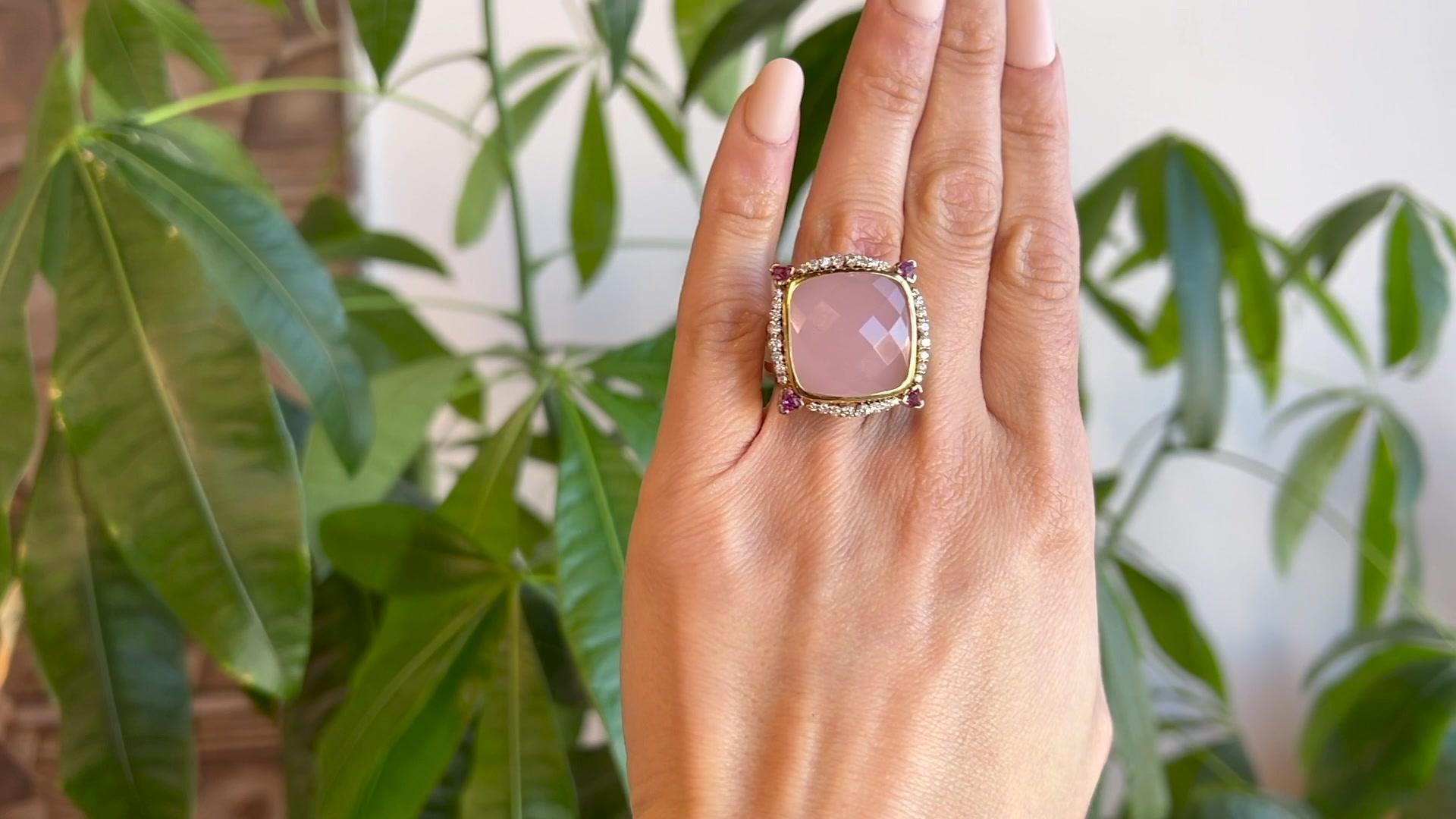 Square Cut 15.20 Carats Rose Quartz Diamond Pink Tourmaline 18K Yellow Gold Cocktail Ring