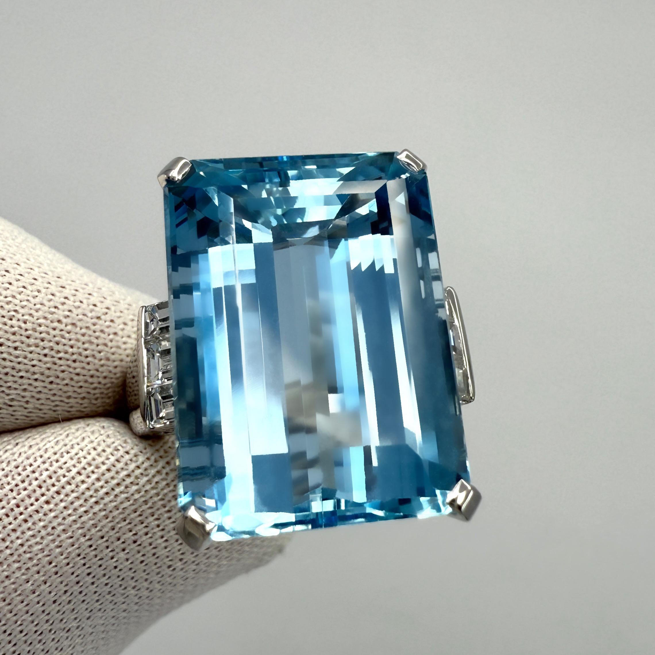 Platinring 15.21 Karat feiner Santa Maria Blauer Aquamarin im Smaragdschliff und Diamant im Zustand „Hervorragend“ im Angebot in Birmingham, GB