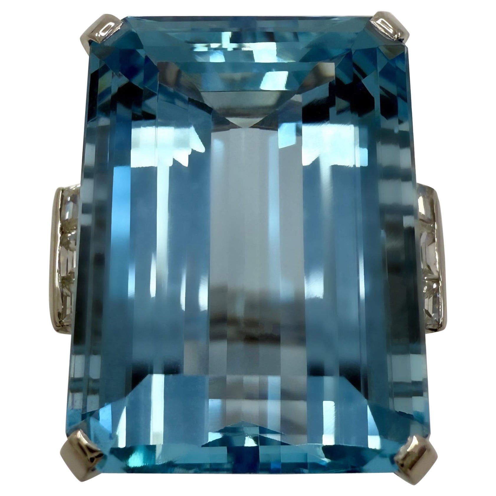 15.21ct Fine Santa Maria Blue Emerald Cut Aquamarine And Diamond Platinum Ring