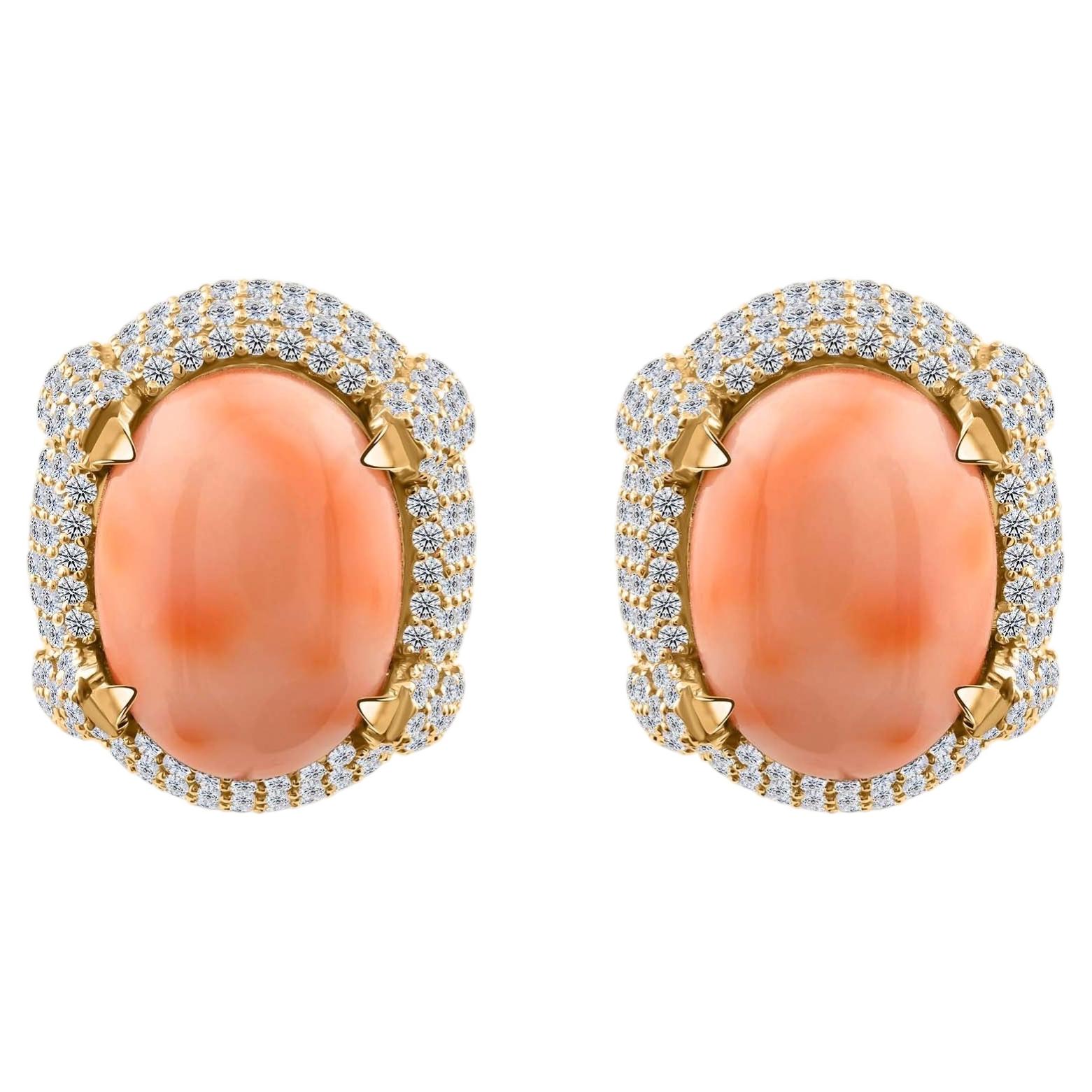 15.25 Carat Coral Gemstone 2.13 Carat SI/H Diamond Earrings 18 Karat Yellow Gold For Sale