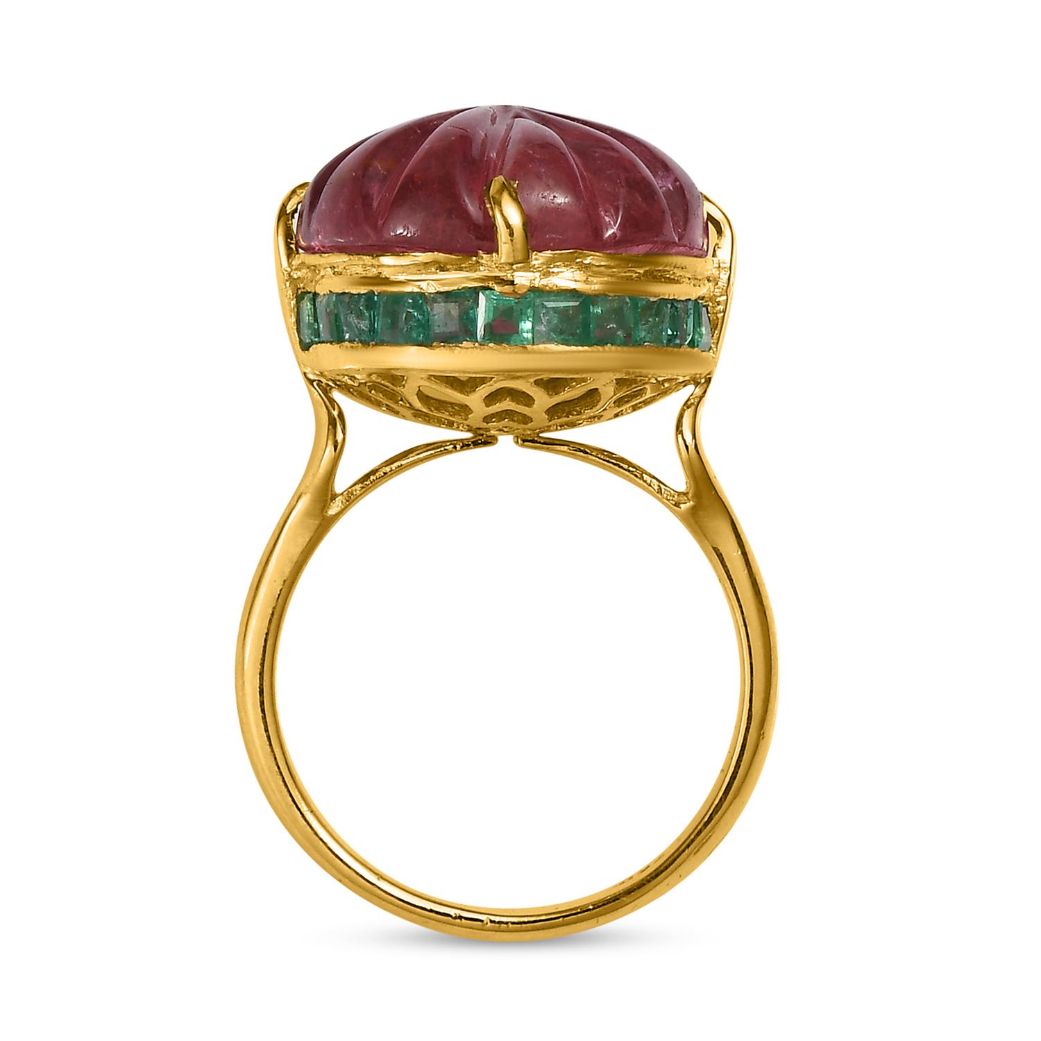 Cabochon 15.25k Pink Tourmaline Emerald 18k Gold Cocktail Ring For Sale