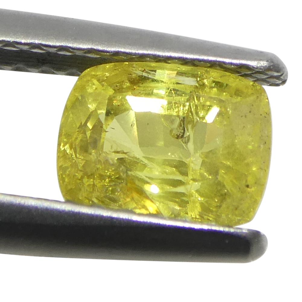 Taille brillant 1.52ct Saphir jaune coussin de Tanzanie en vente