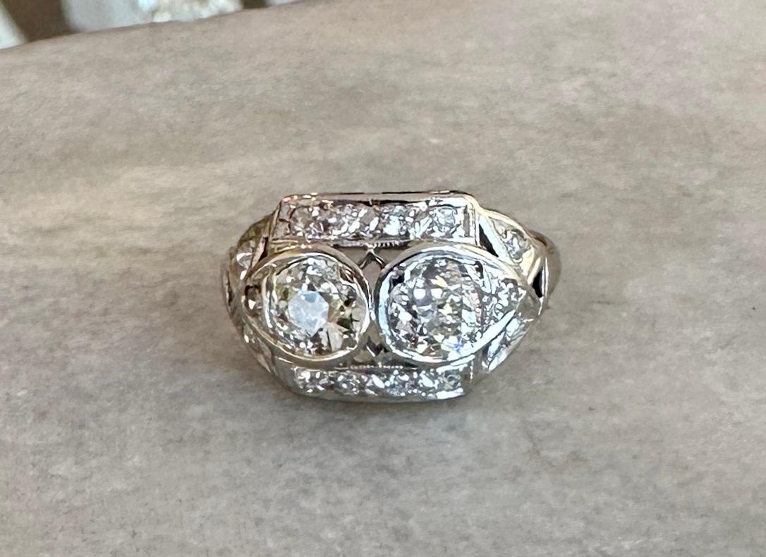 Anillo Art Déco Antiguo de Platino con Diamantes de 1,52 qt en Bueno estado para la venta en Los Angeles, CA