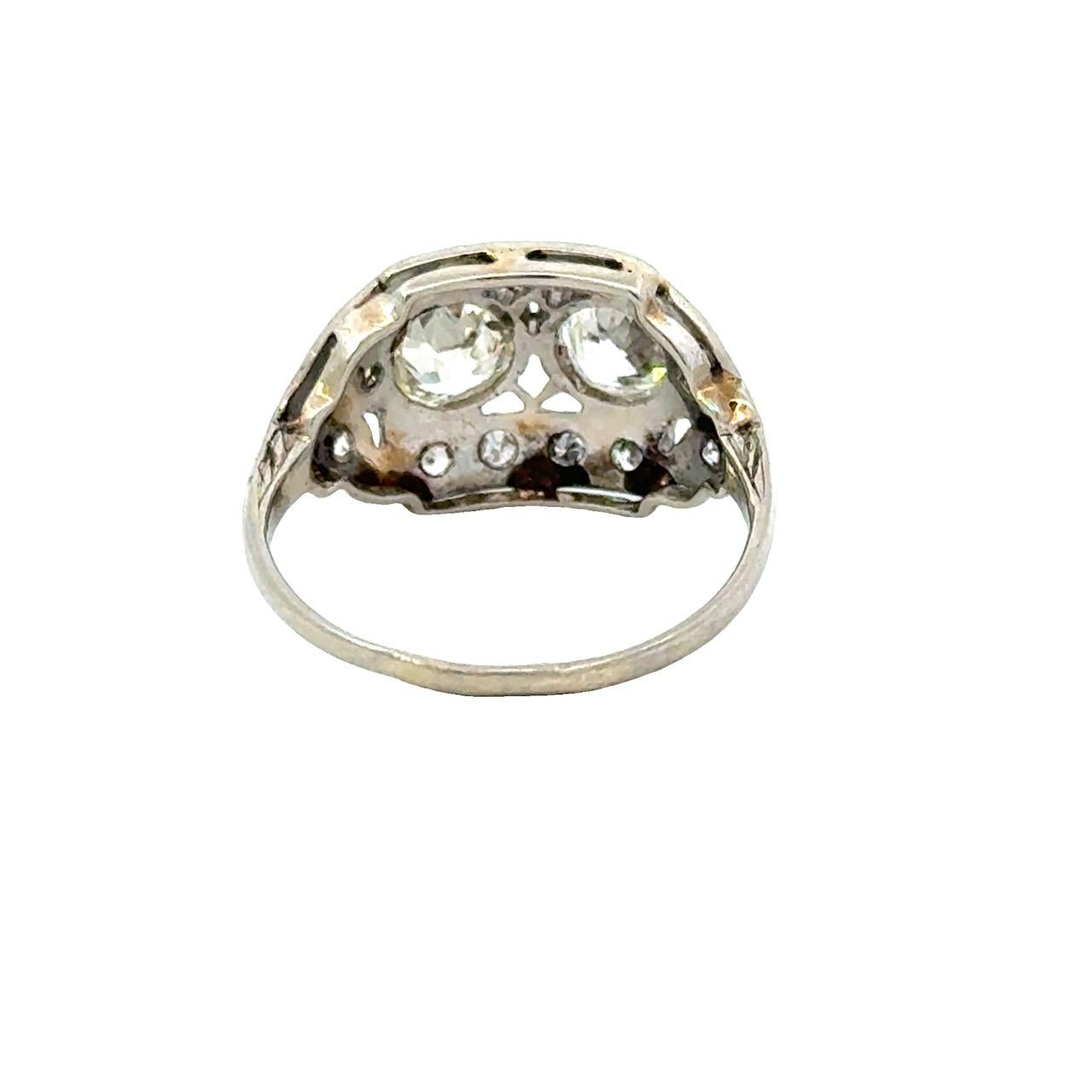 Anillo Art Déco Antiguo de Platino con Diamantes de 1,52 qt en venta 2
