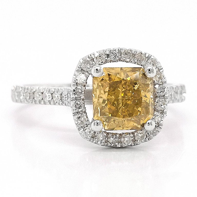 1.52ct Natural Fancy Greenish Yellow Diamond Ring 14k White Gold In New Condition For Sale In Ramat Gan, IL