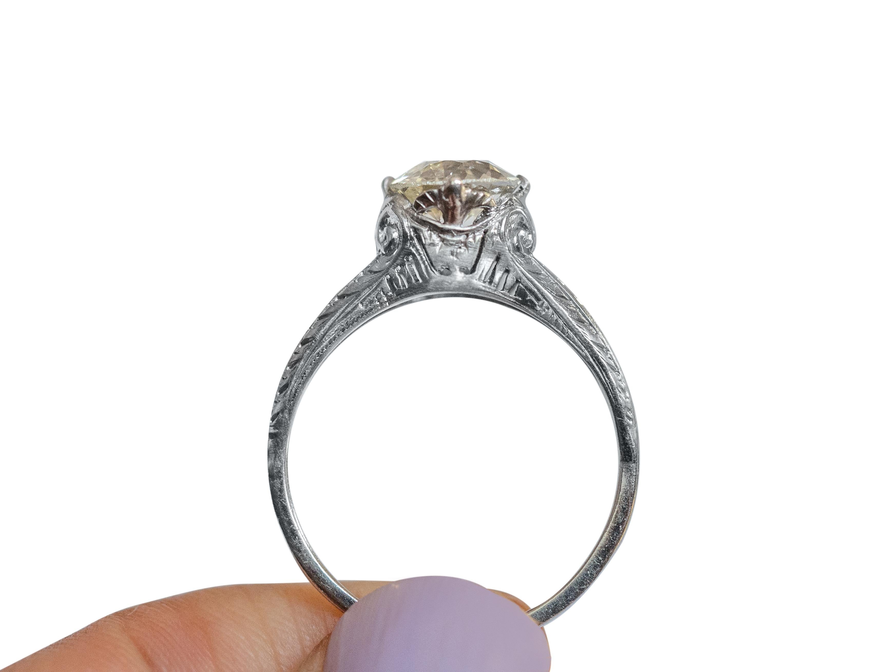 Taille vieille Europe Bague de fiançailles en platine avec diamant de 1,53 carat en vente