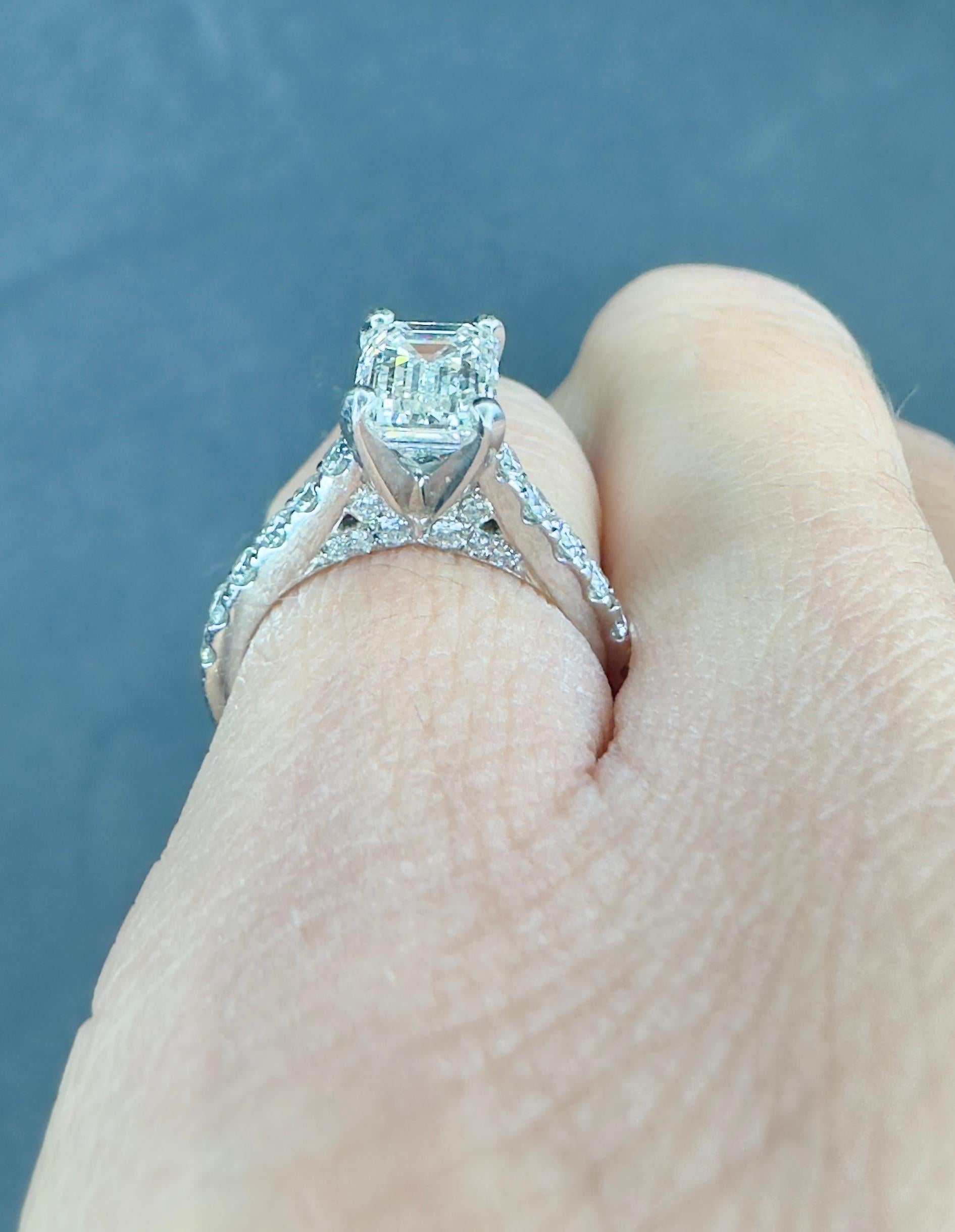 1.53 Carat Emerald Cut Diamond Ring GIA Certified in Platinum Diamond Ring For Sale 2