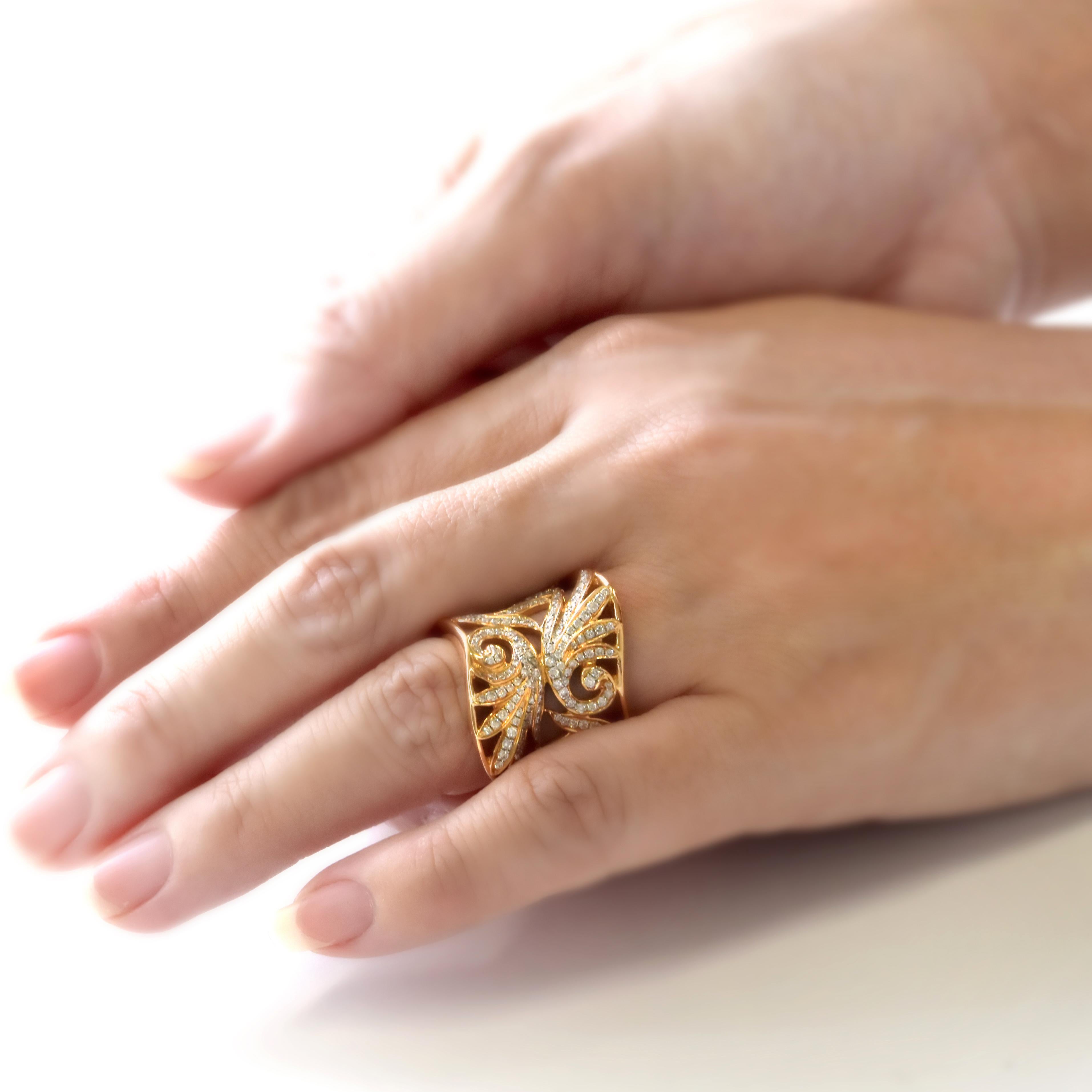 Modern 1.53 Carat Natural Diamonds Cocktail-Cluster Ring Made in 18 Karat Pink Gold For Sale