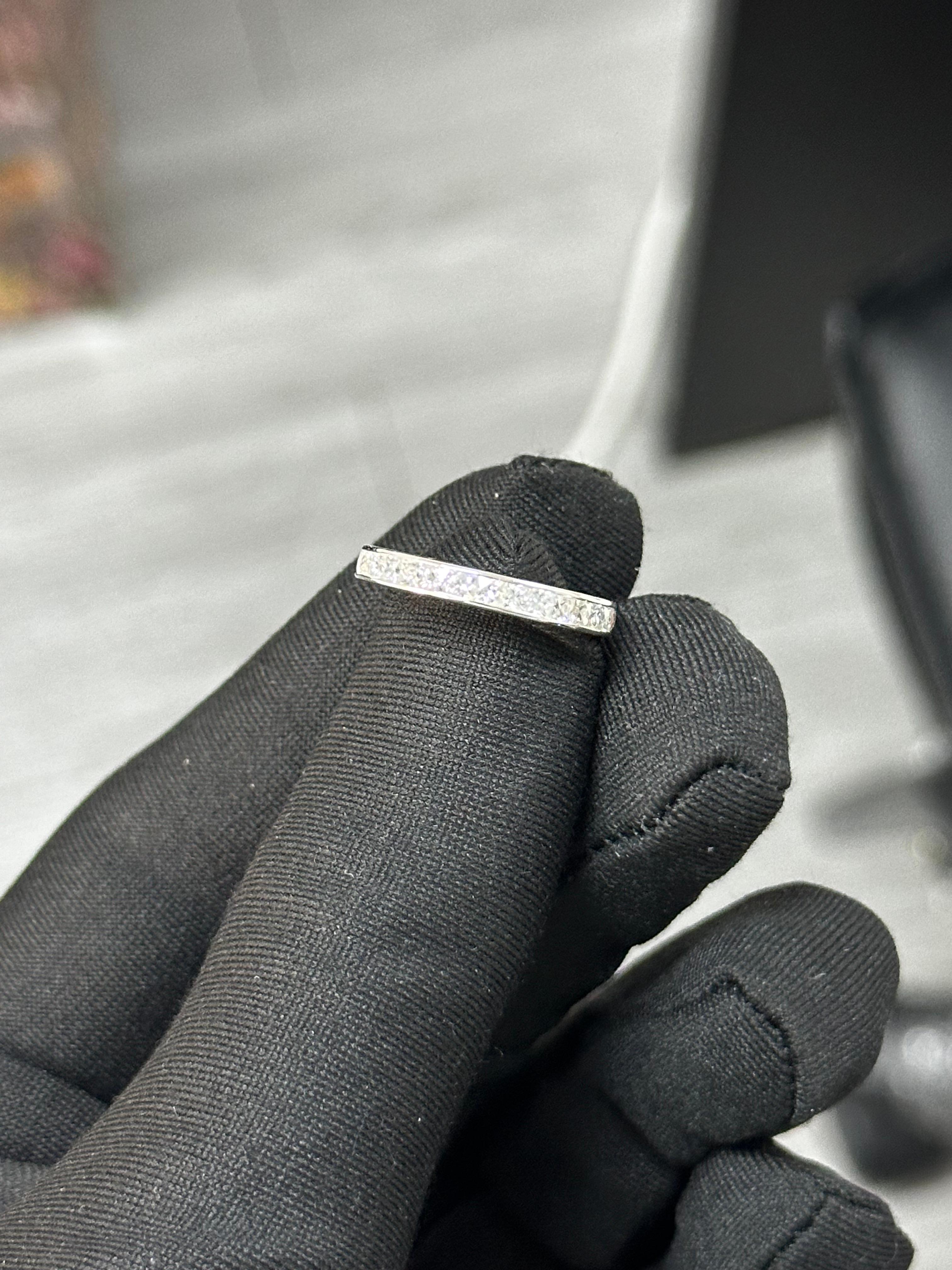 1,53 Karat Natürlicher French Cut Diamant Eternity Ring (Französischer Schliff) im Angebot