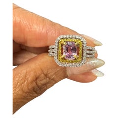 Bague de fiançailles avec saphir rose naturel non chauffé de 1,53 carat et diamants