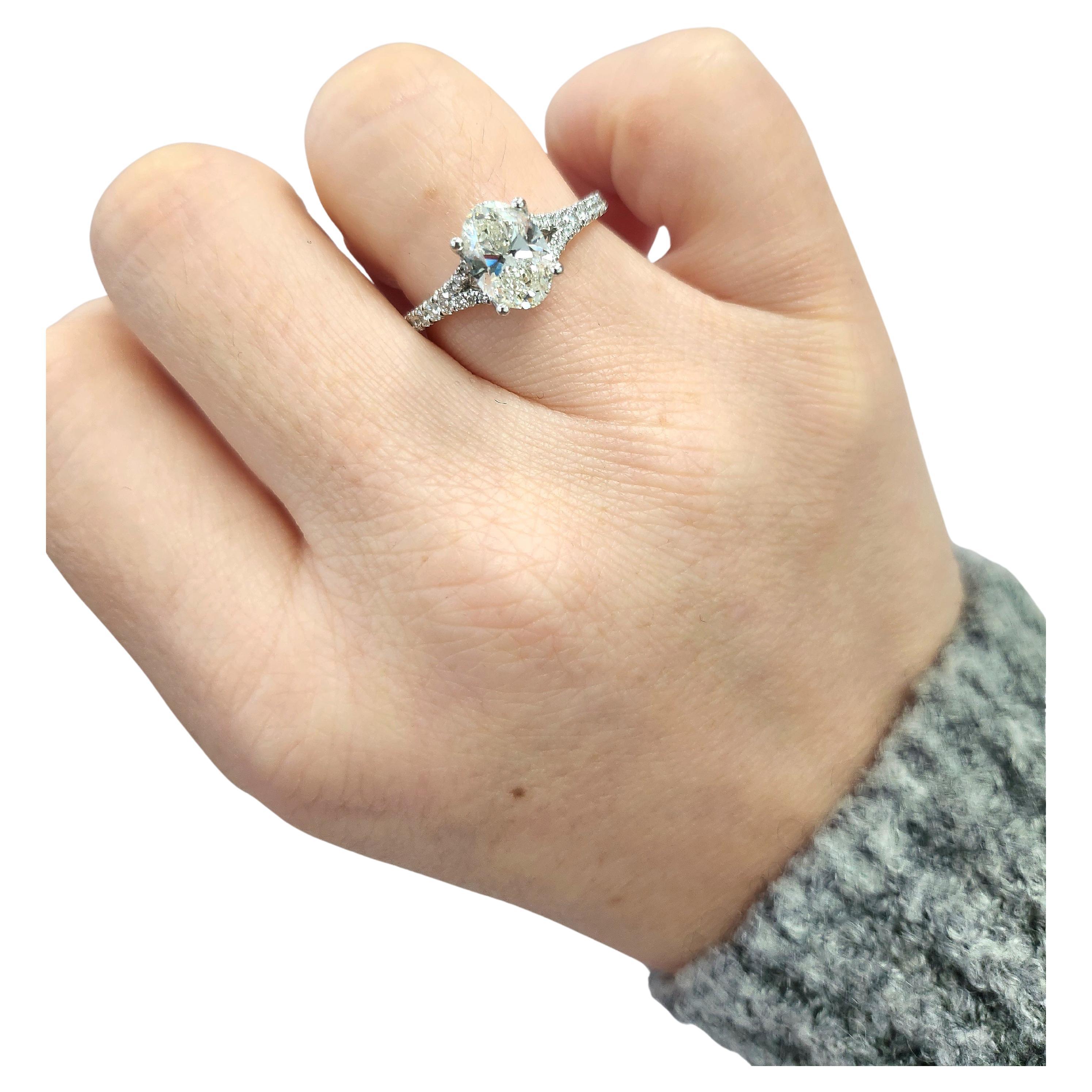 ✨ Timeless Elegance, Unmatched Sparkle! ✨

This breathtaking A. Jaffe designer engagement ring features a natural 1.53ct oval-cut diamond, GIA-certified for quality and authenticity. Set in 14K solid gold, the intricate split shank pave setting is