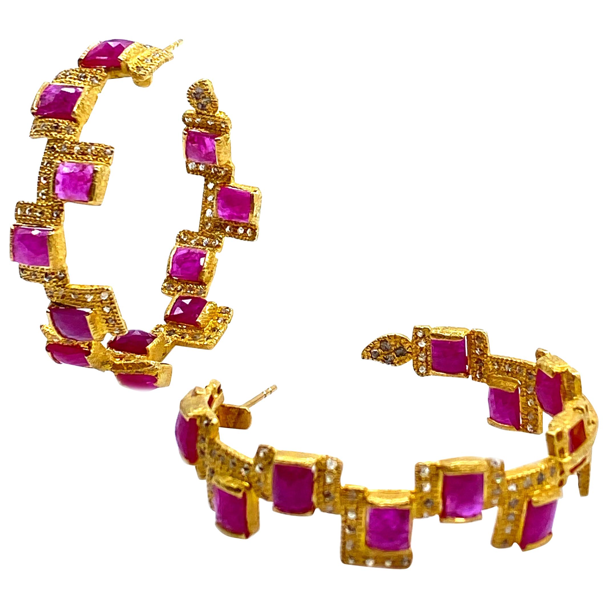 15.3 Carat Ruby Hoop Earrings in 20 Karat Yellow Gold For Sale