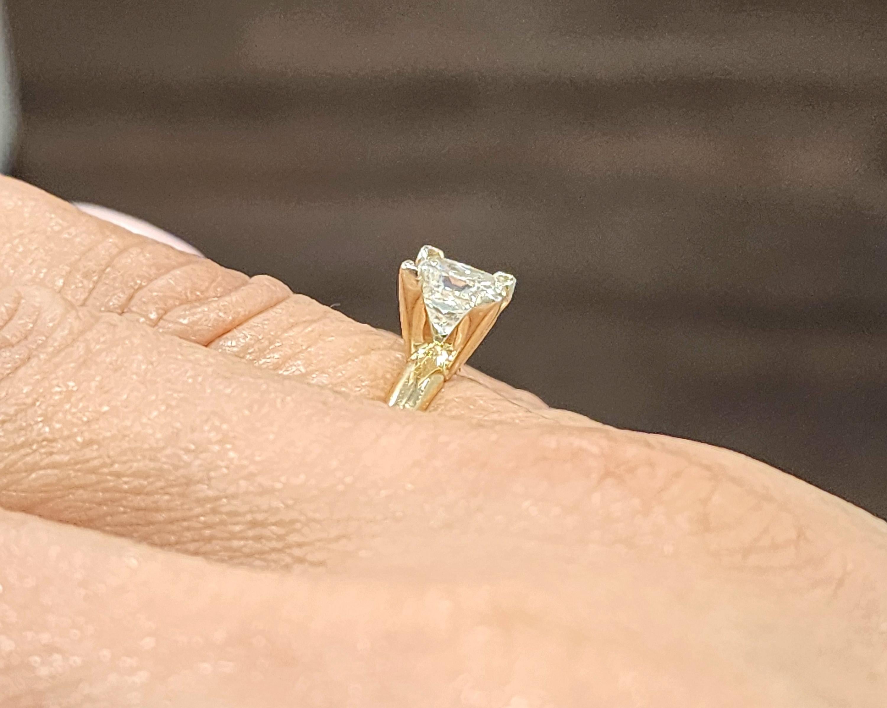 Taille princesse Bague avec diamant certifié 1,53 carat en vente