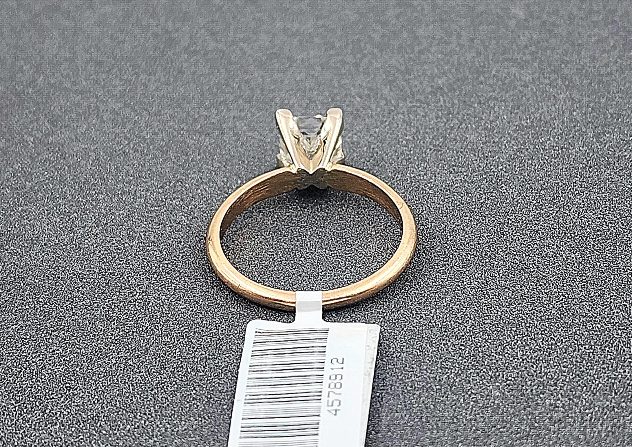 1,53 Karat zertifizierter Diamantring im Zustand „Hervorragend“ im Angebot in Chicago, IL
