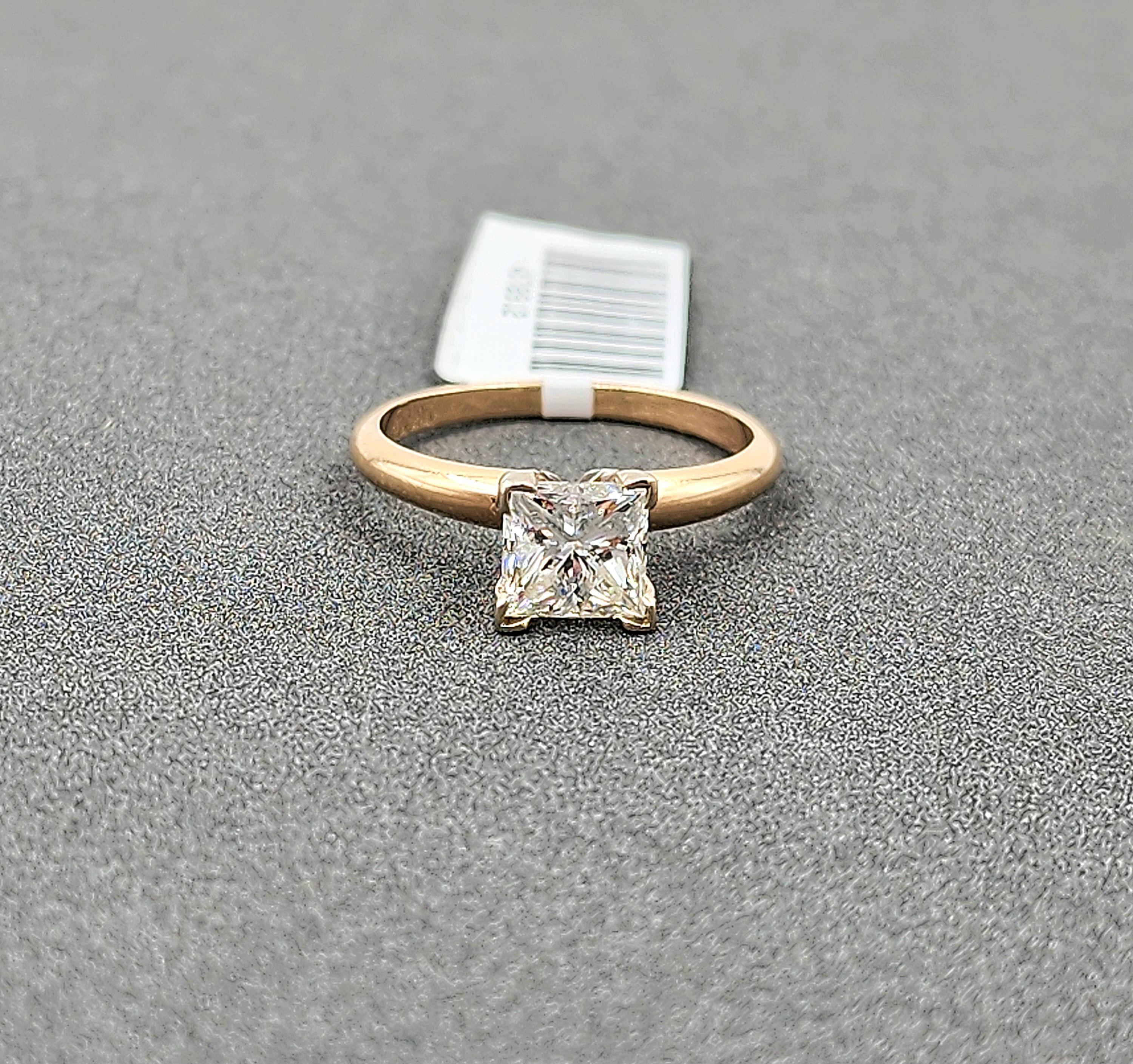 Bague avec diamant certifié 1,53 carat en vente 1