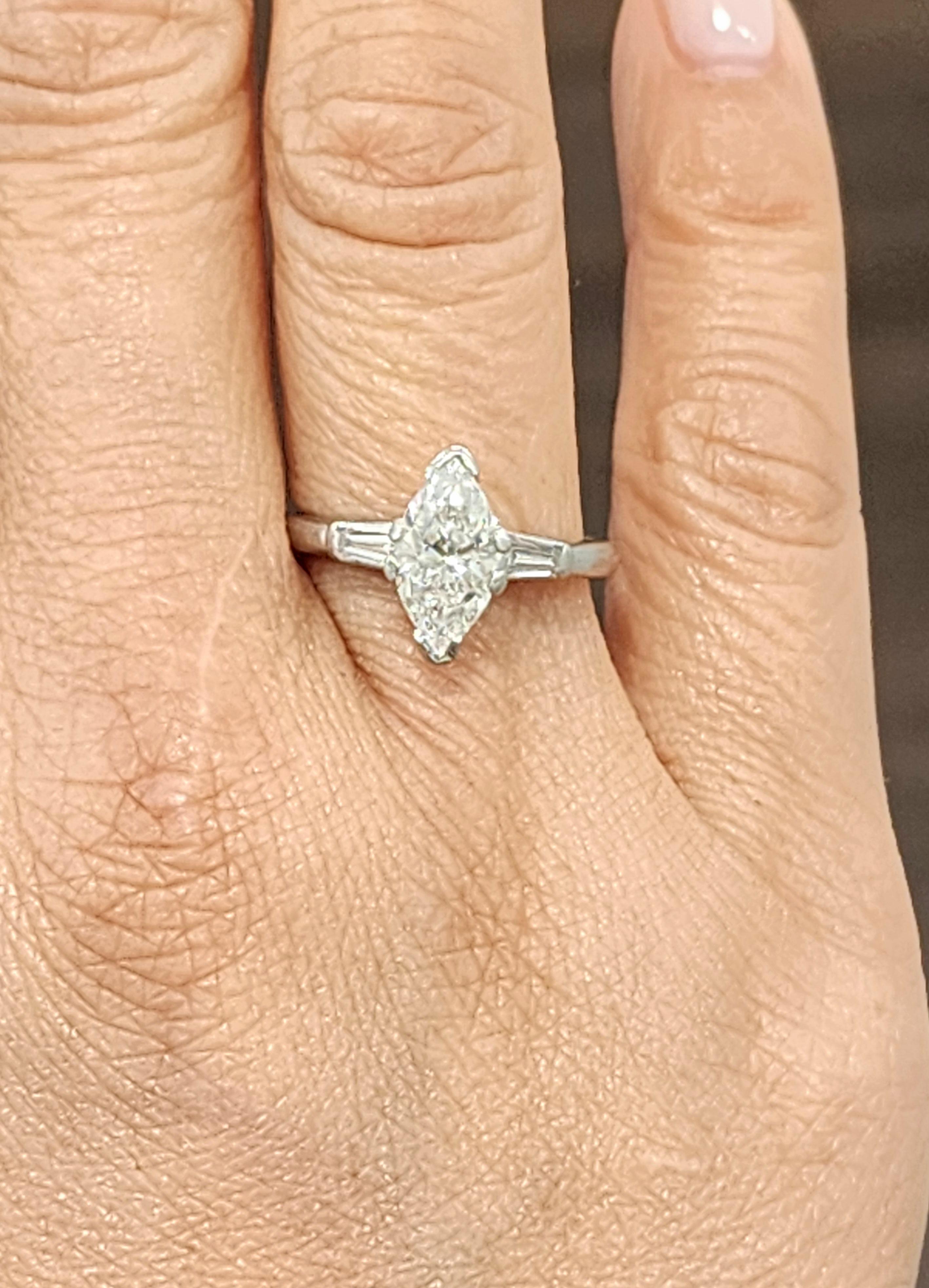 Modern 1.53 ct Diamond Ring For Sale