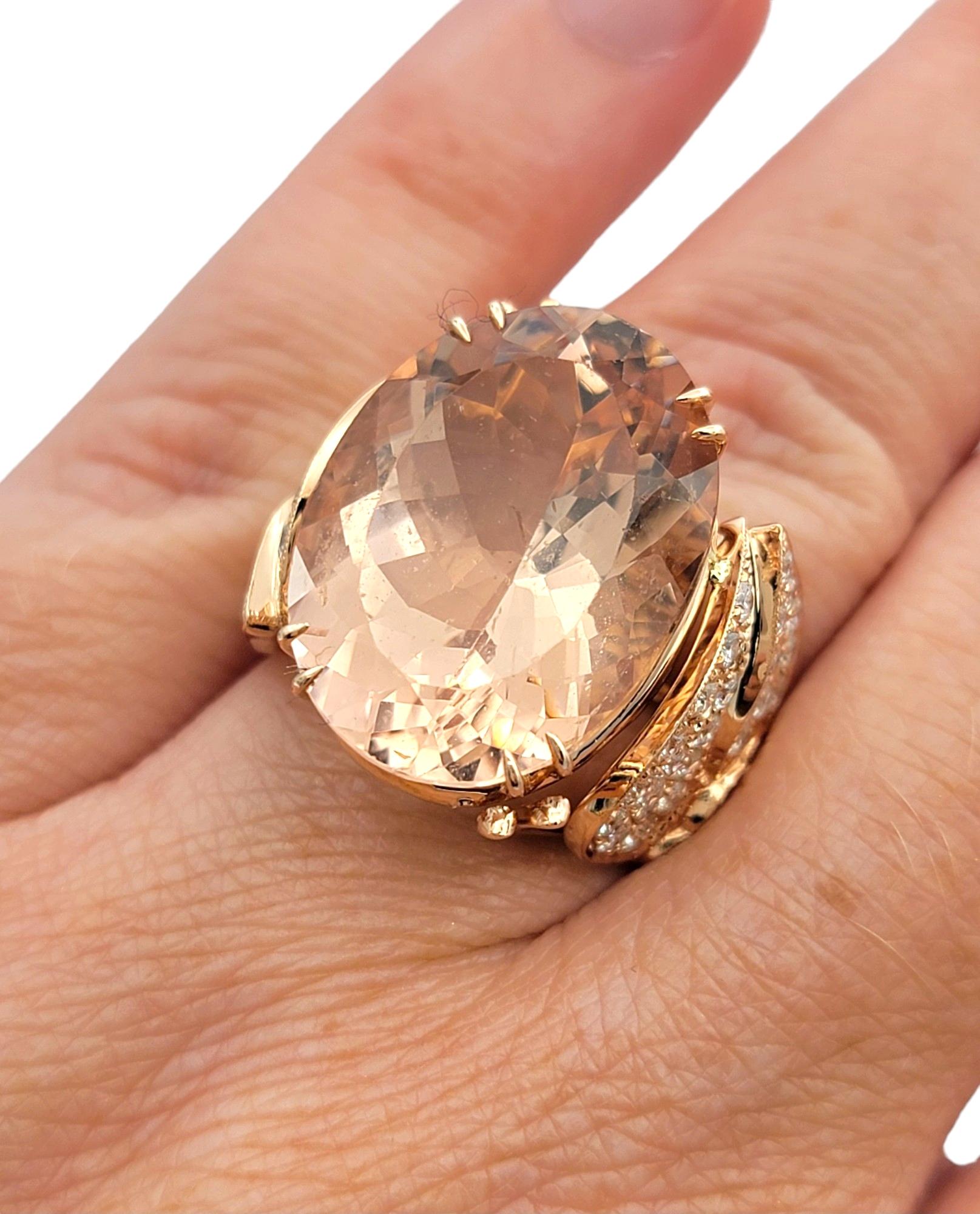 Anillo de cóctel de Morganita talla oval de 15,33 quilates con diamantes en oro rosa de 18 quilates en venta 3