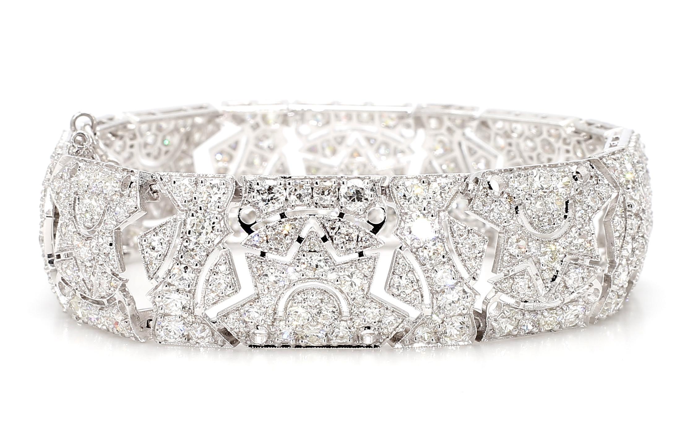 Taglio rotondo Bracciale in oro 18K con diamante da 15,34 carati in vendita