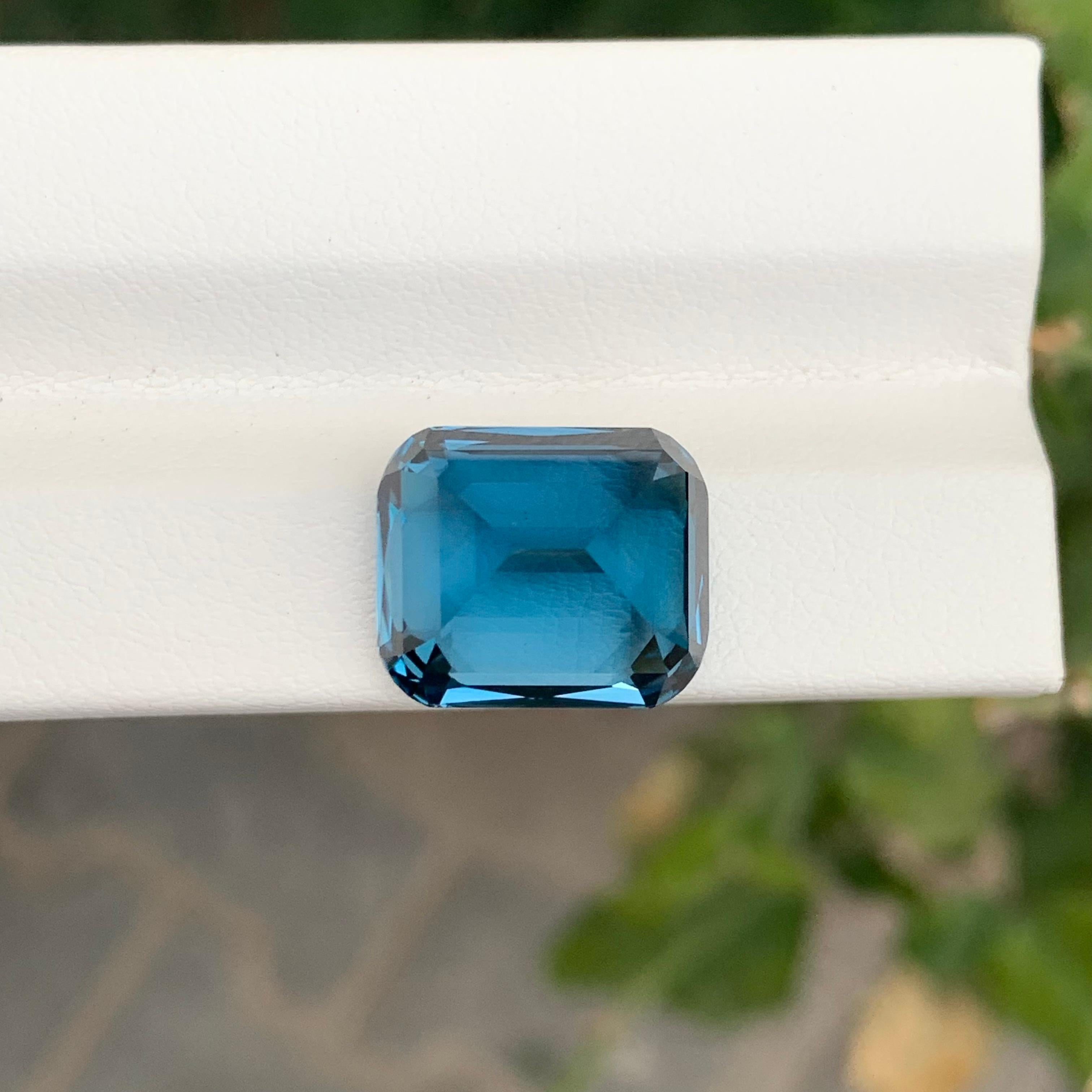 da uomo o donna 15,35 Carati Squisita pietra preziosa sfaccettata a forma di cuscino di Topazio Blu di Londra in vendita