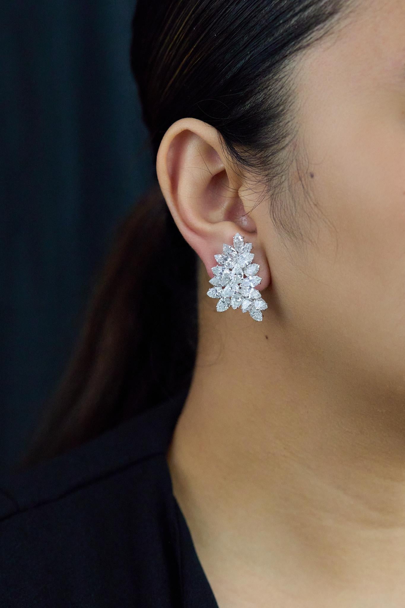 15,35 Karat Fancy Shape Diamant Cluster Clip-On Ohrringe im Zustand „Hervorragend“ im Angebot in New York, NY