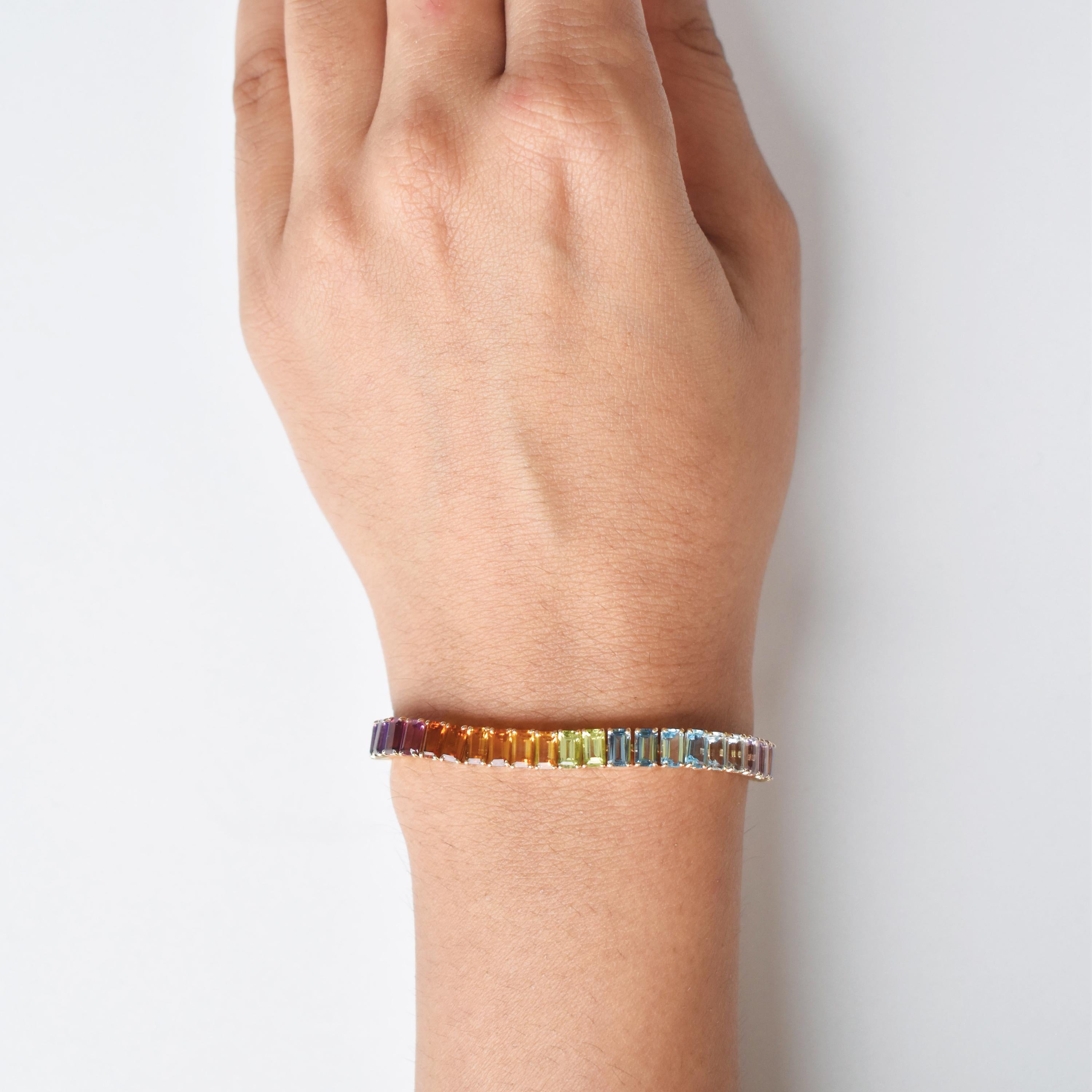 Bracciale A Link d'oro a 15,35 carati con pietre arcobaleno multicolori in vendita 6