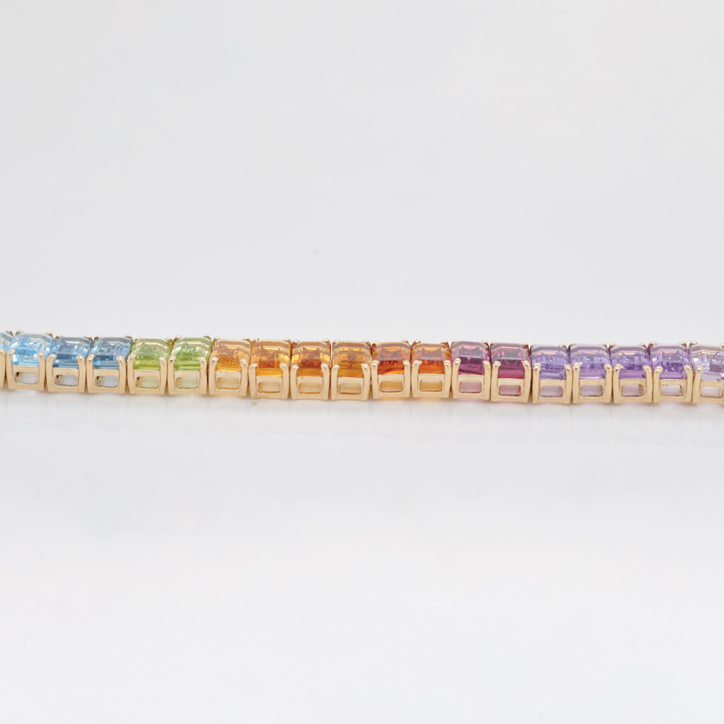 Bracciale A Link d'oro a 15,35 carati con pietre arcobaleno multicolori in vendita 1