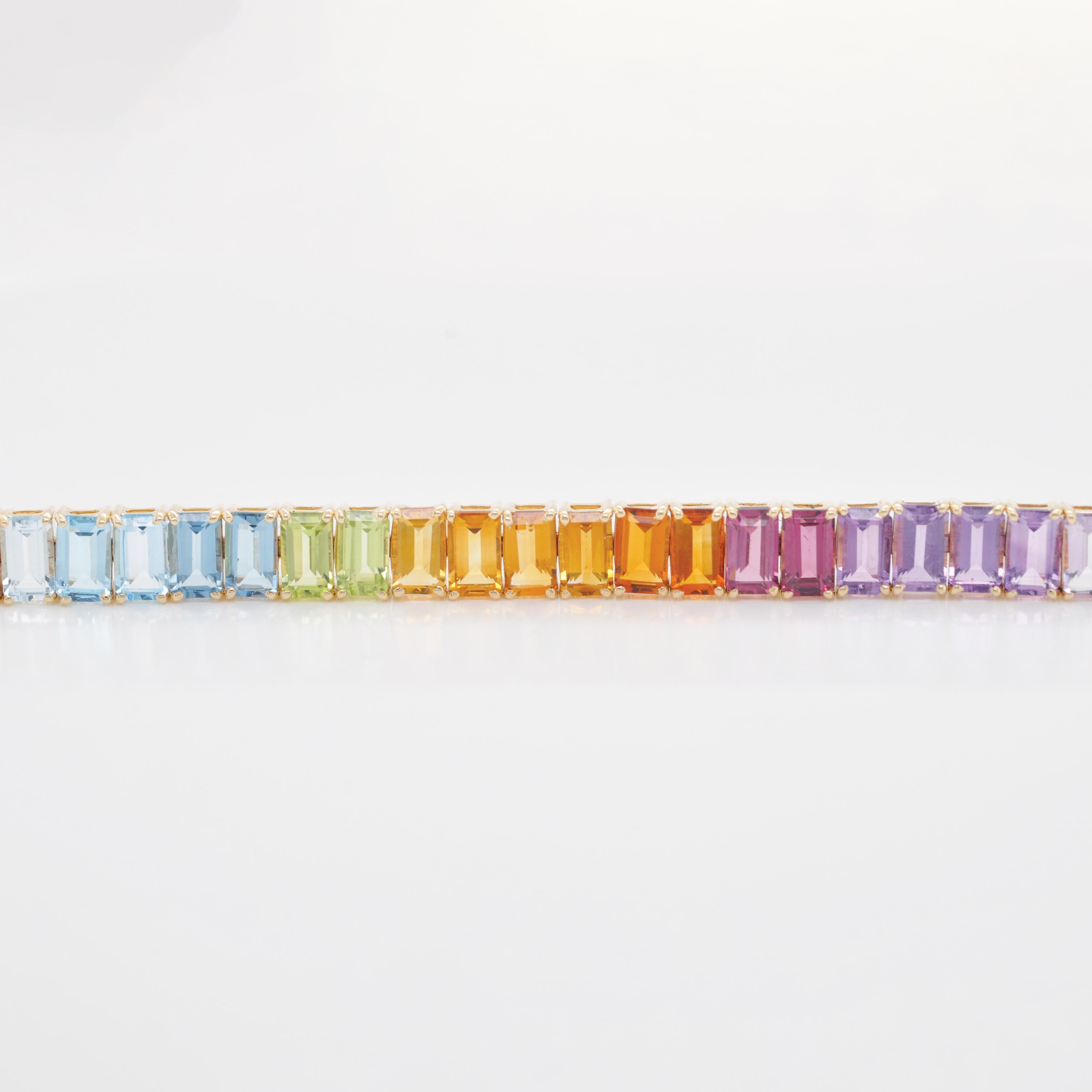Bracciale A Link d'oro a 15,35 carati con pietre arcobaleno multicolori in vendita 2