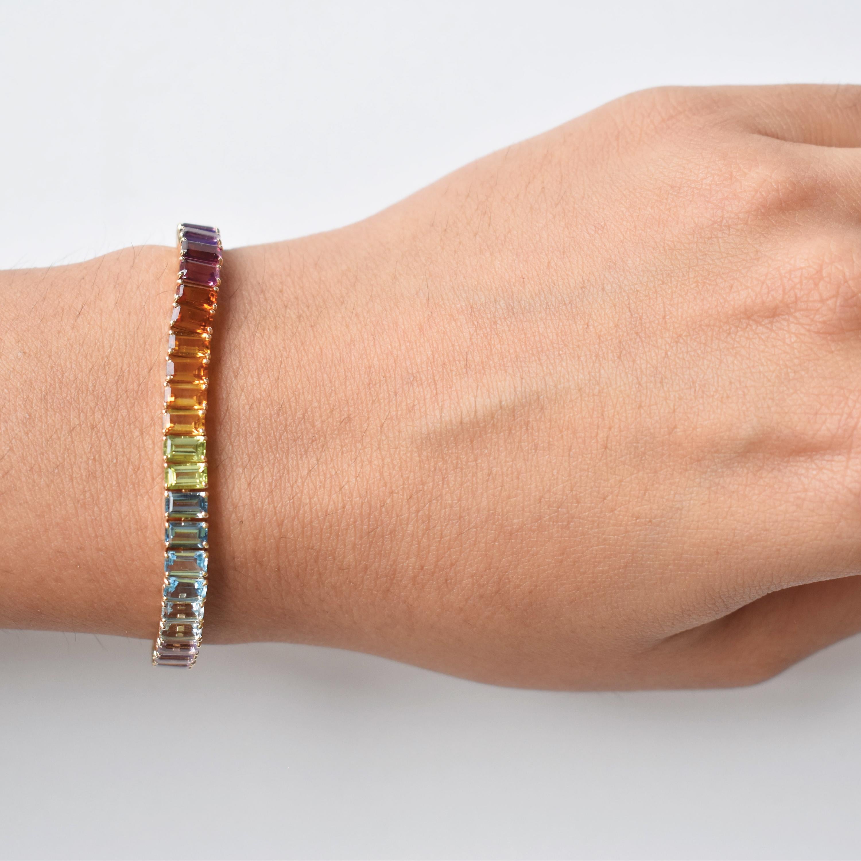 Bracciale A Link d'oro a 15,35 carati con pietre arcobaleno multicolori in vendita 3