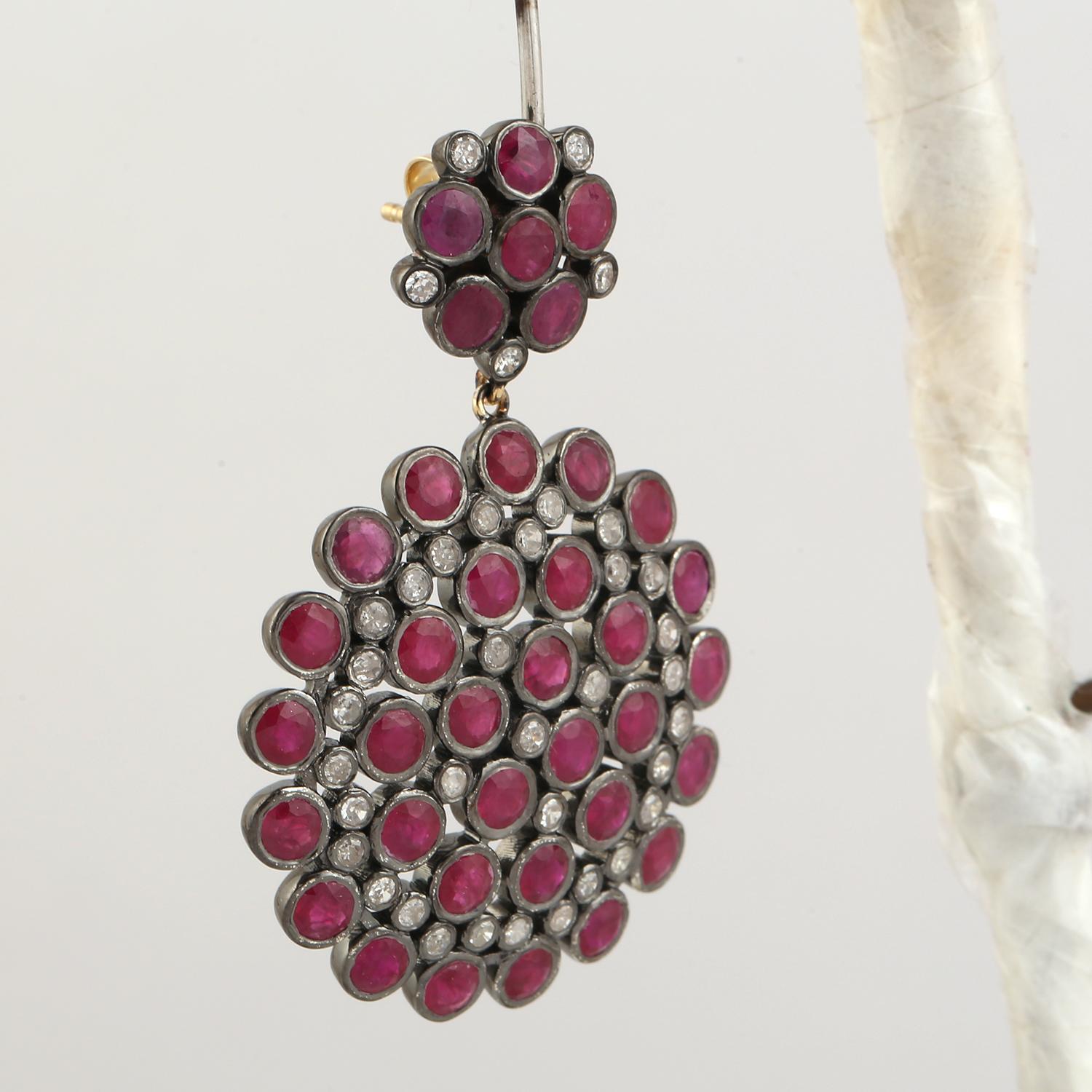Contemporary 15.35 ct Ruby Dangle Earrings With Diamonds Made In 14K Gold & Silver For Sale